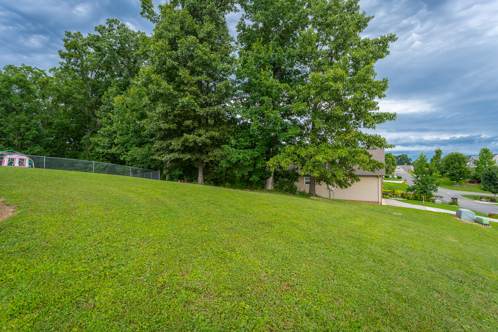 646 Hidden Oaks Drive