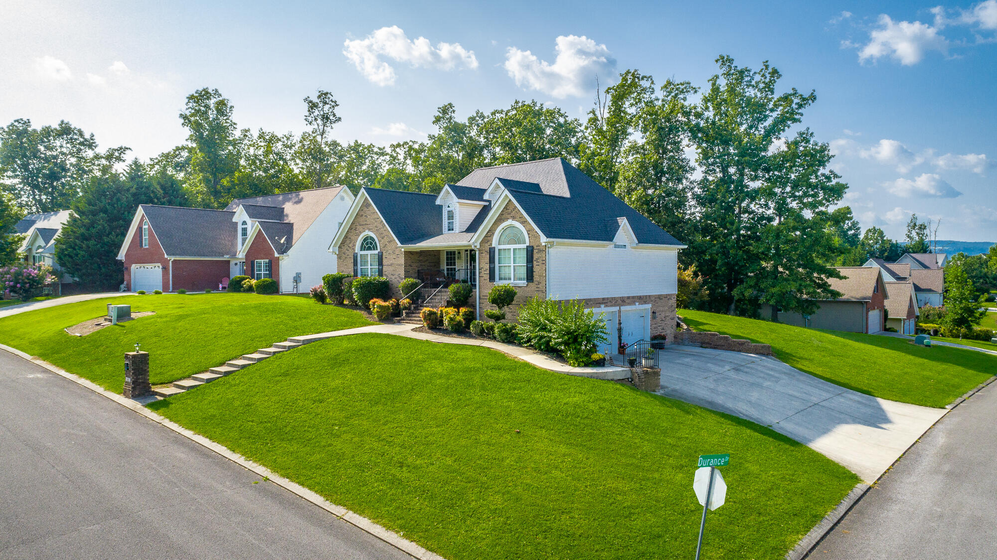 646 Hidden Oaks Drive