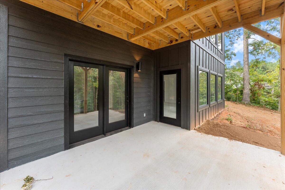 8514 Snow Hill Road