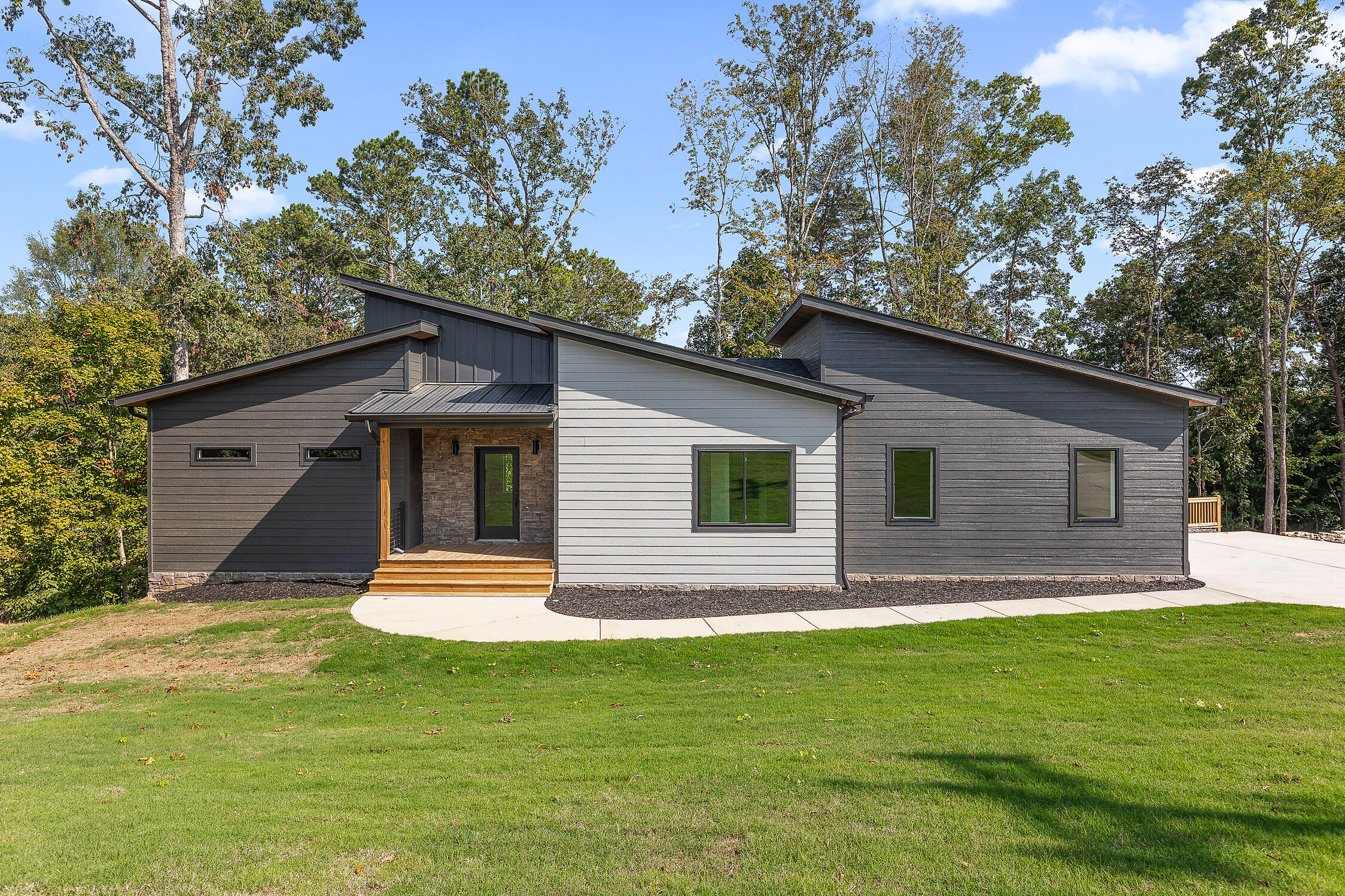 8514 Snow Hill Road