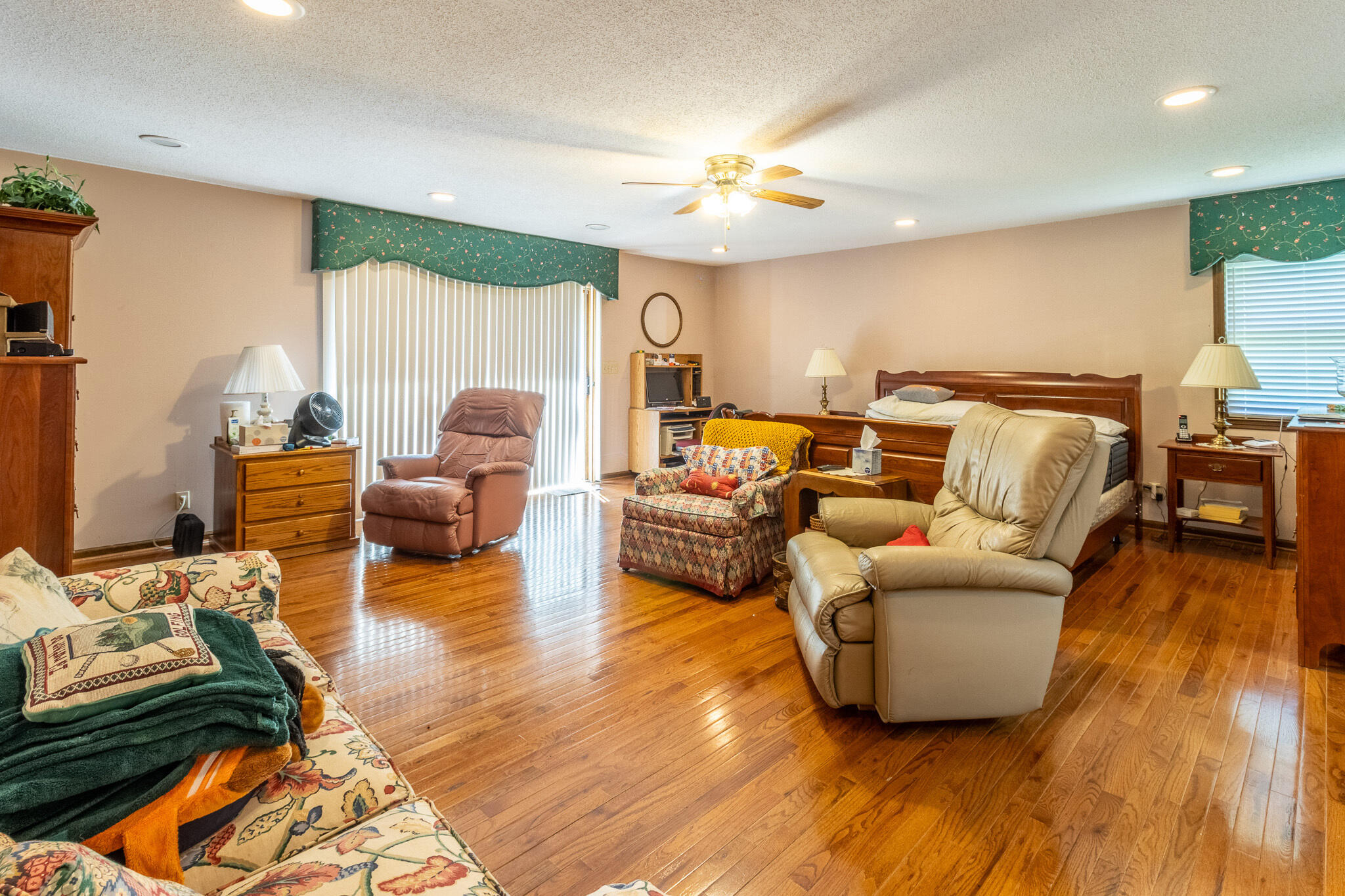 4202 Loftwood Drive