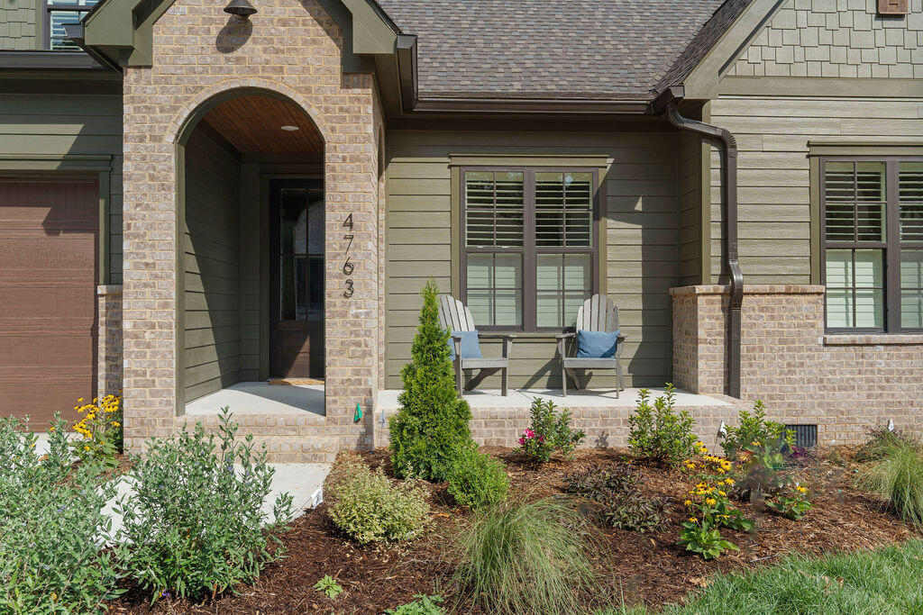 4763 Amethyst Road, 887