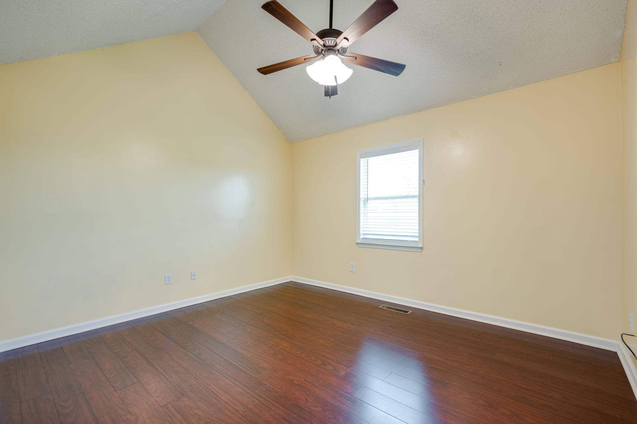 8325 Harvest Oak Lane