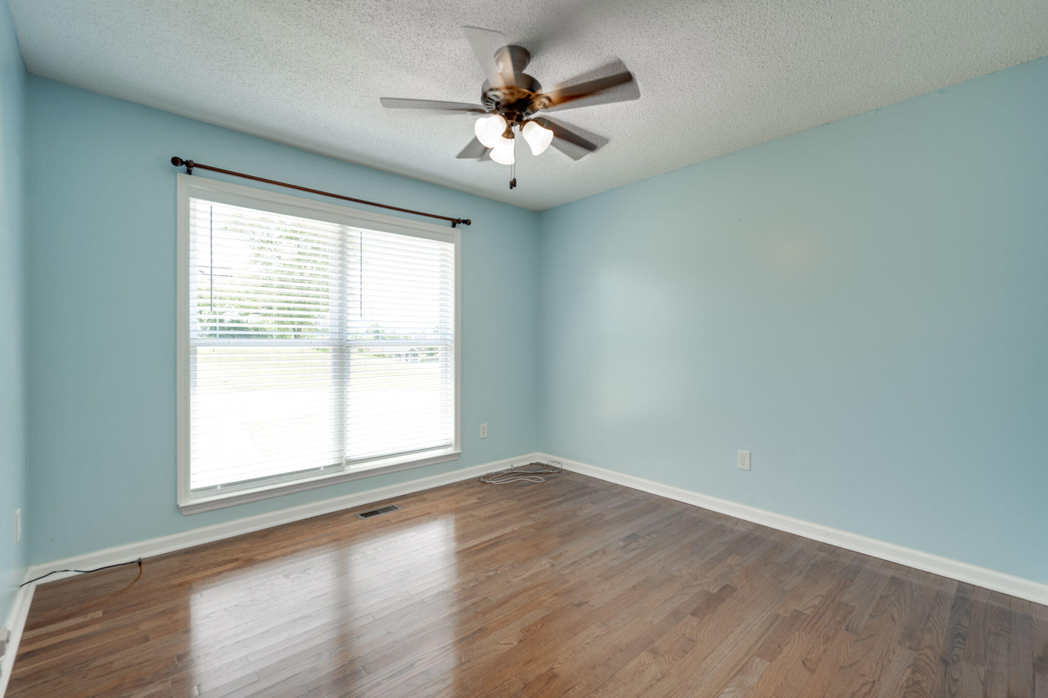 8325 Harvest Oak Lane