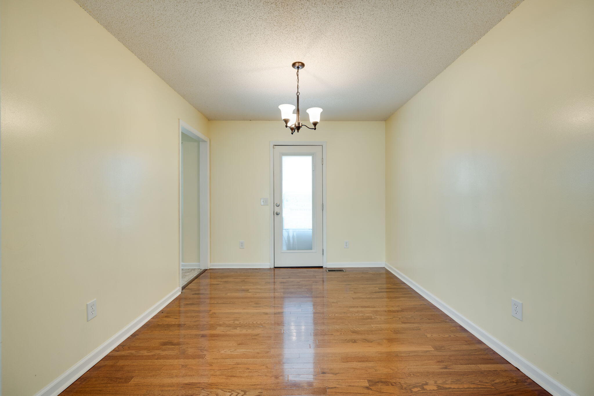 8325 Harvest Oak Lane
