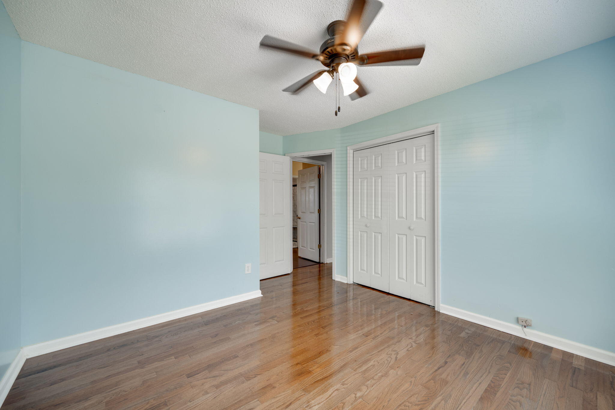 8325 Harvest Oak Lane