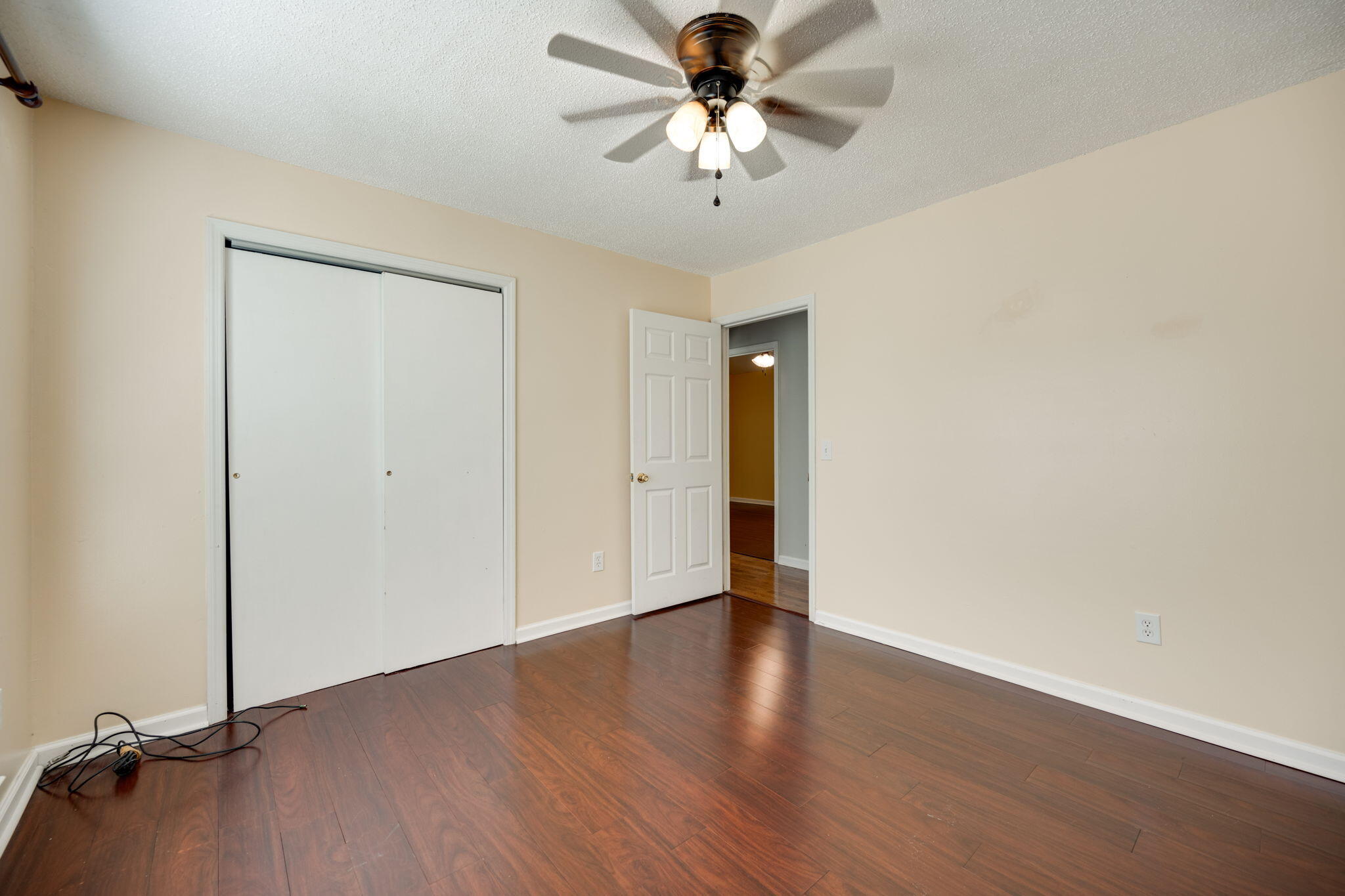 8325 Harvest Oak Lane