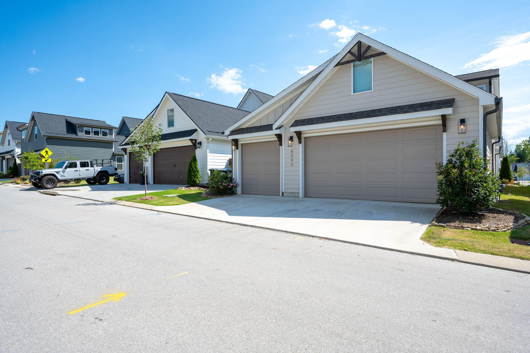 8095 Honeycomb Lane