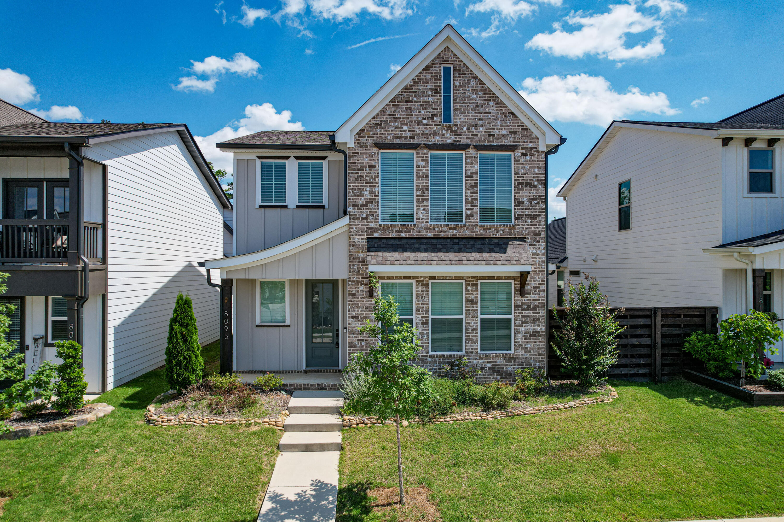 8095 Honeycomb Lane