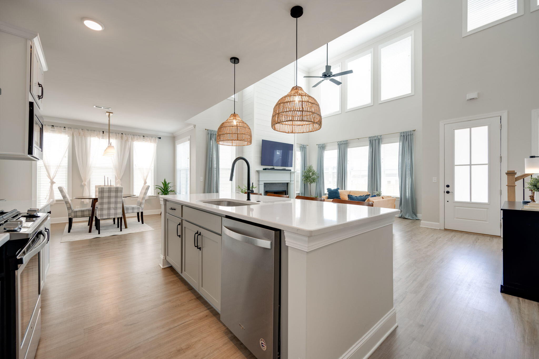 8095 Honeycomb Lane