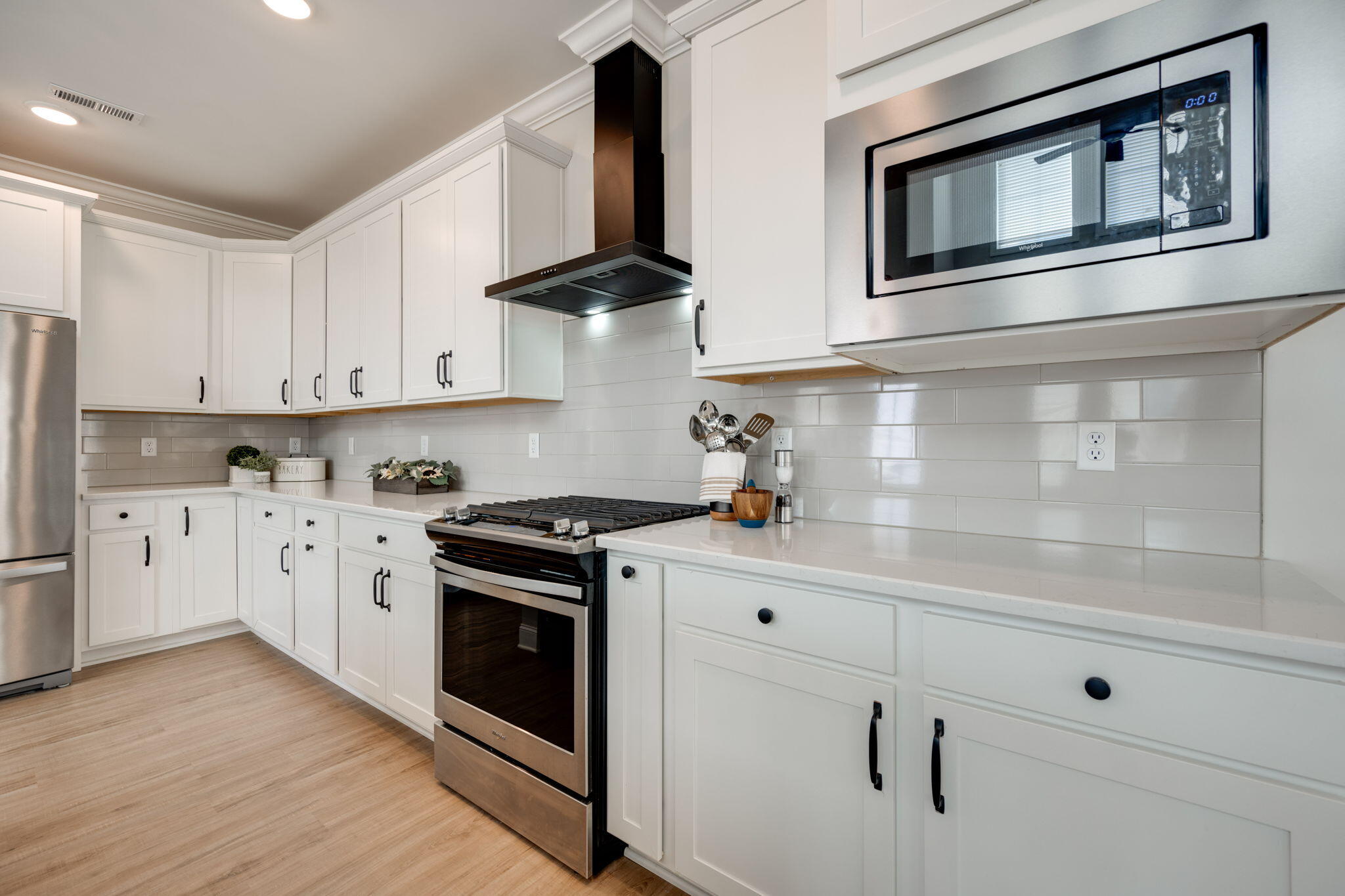 8095 Honeycomb Lane