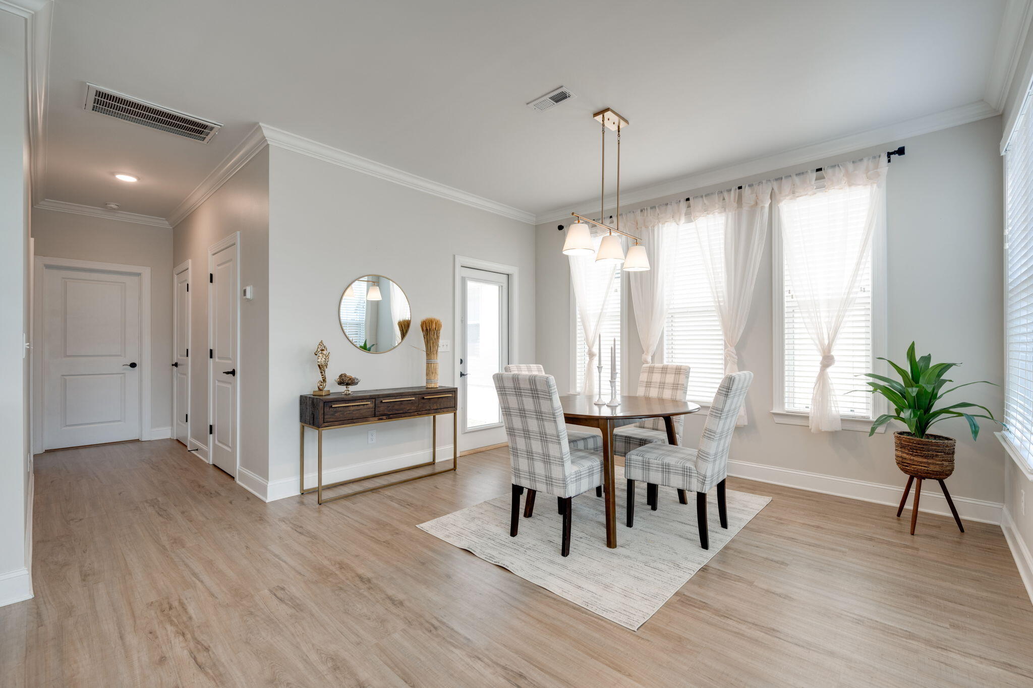 8095 Honeycomb Lane