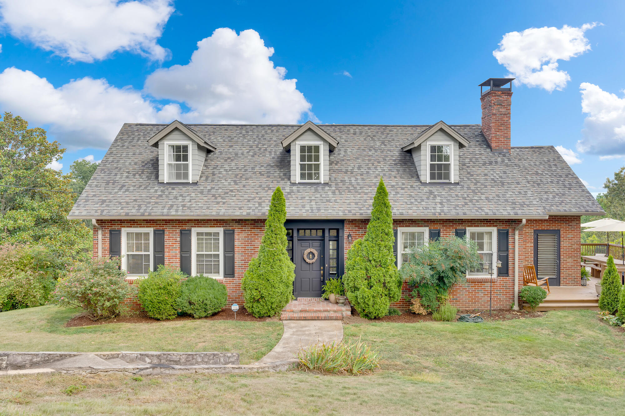254 N Crest Road