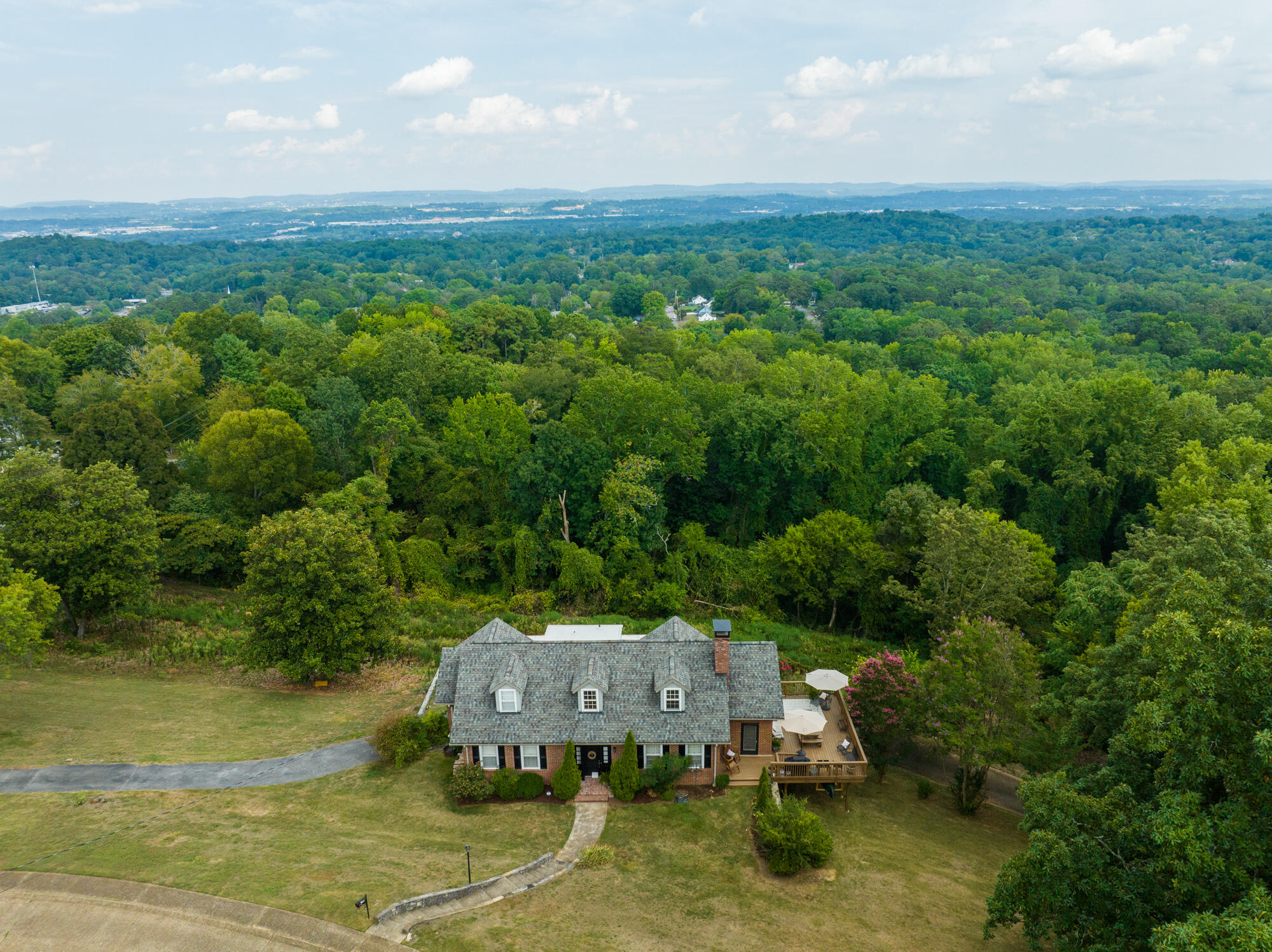 254 N Crest Road