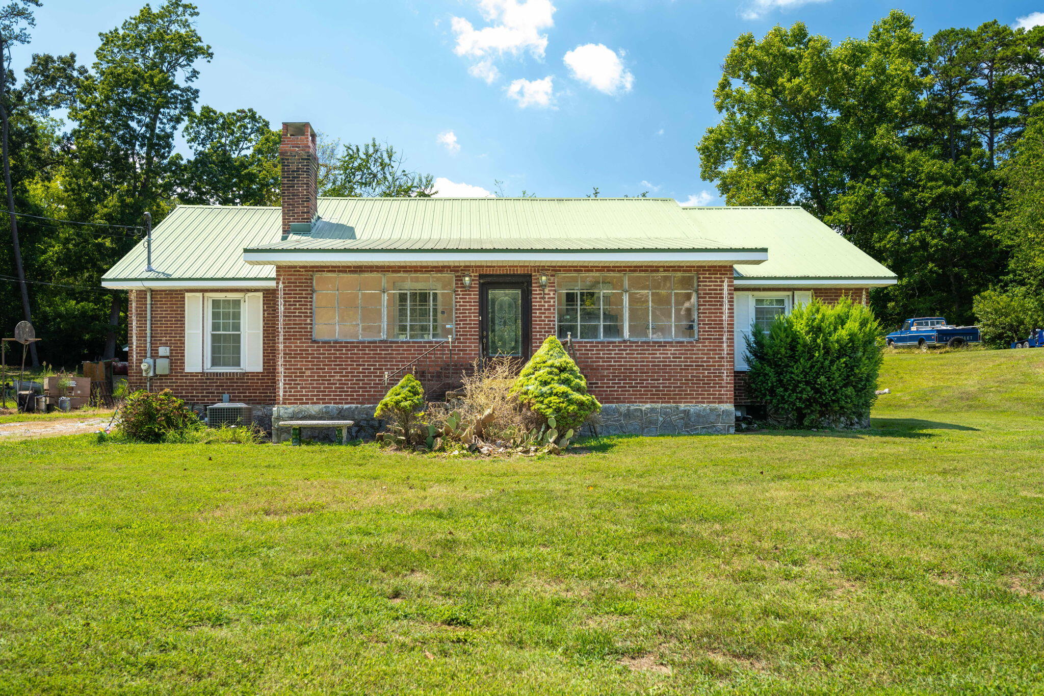 809 N Oakwood Street