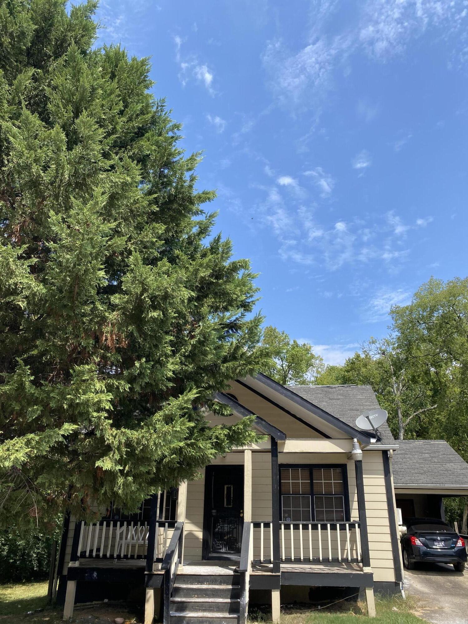 1623 Hickory Place
