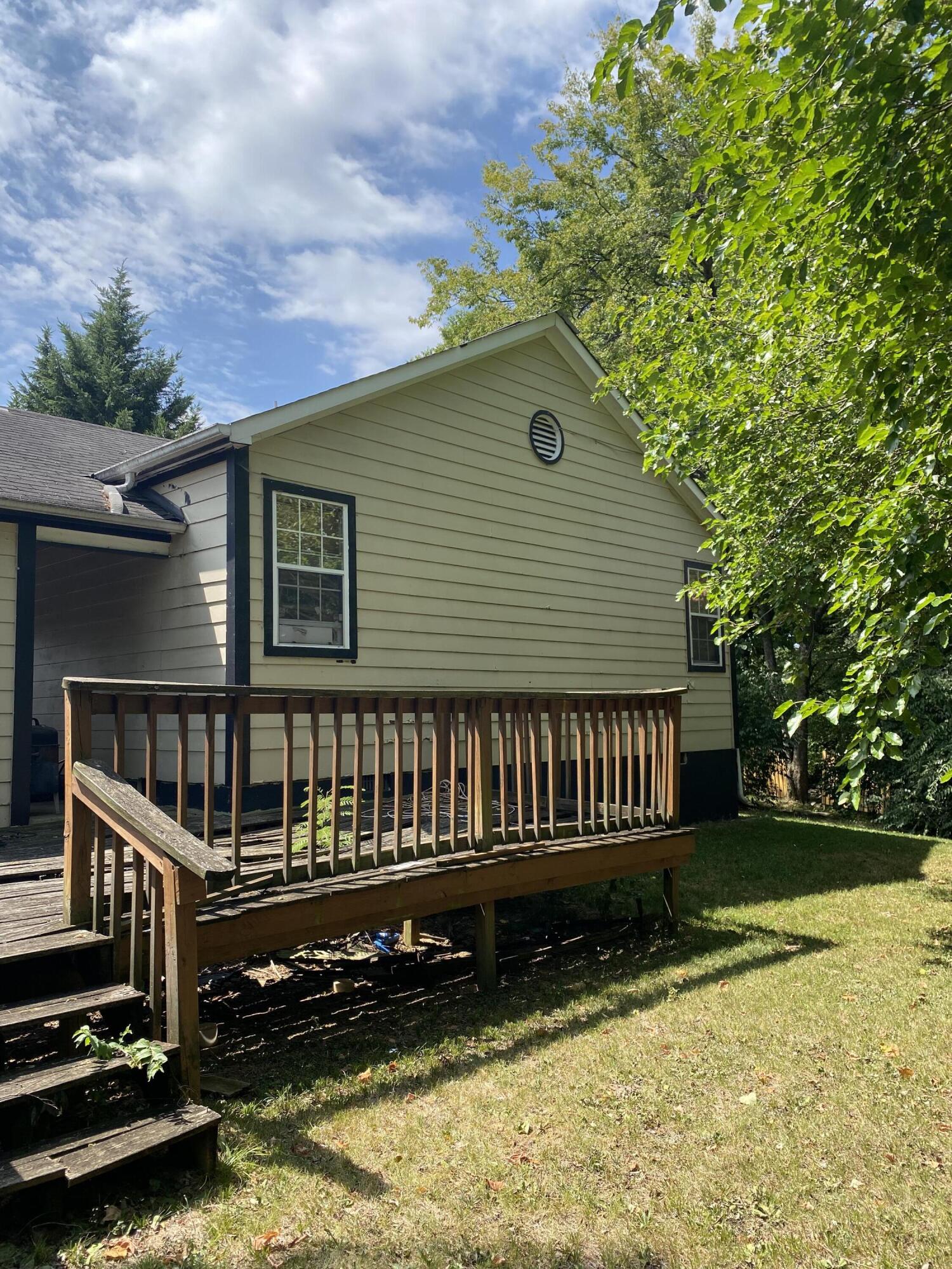 1623 Hickory Place