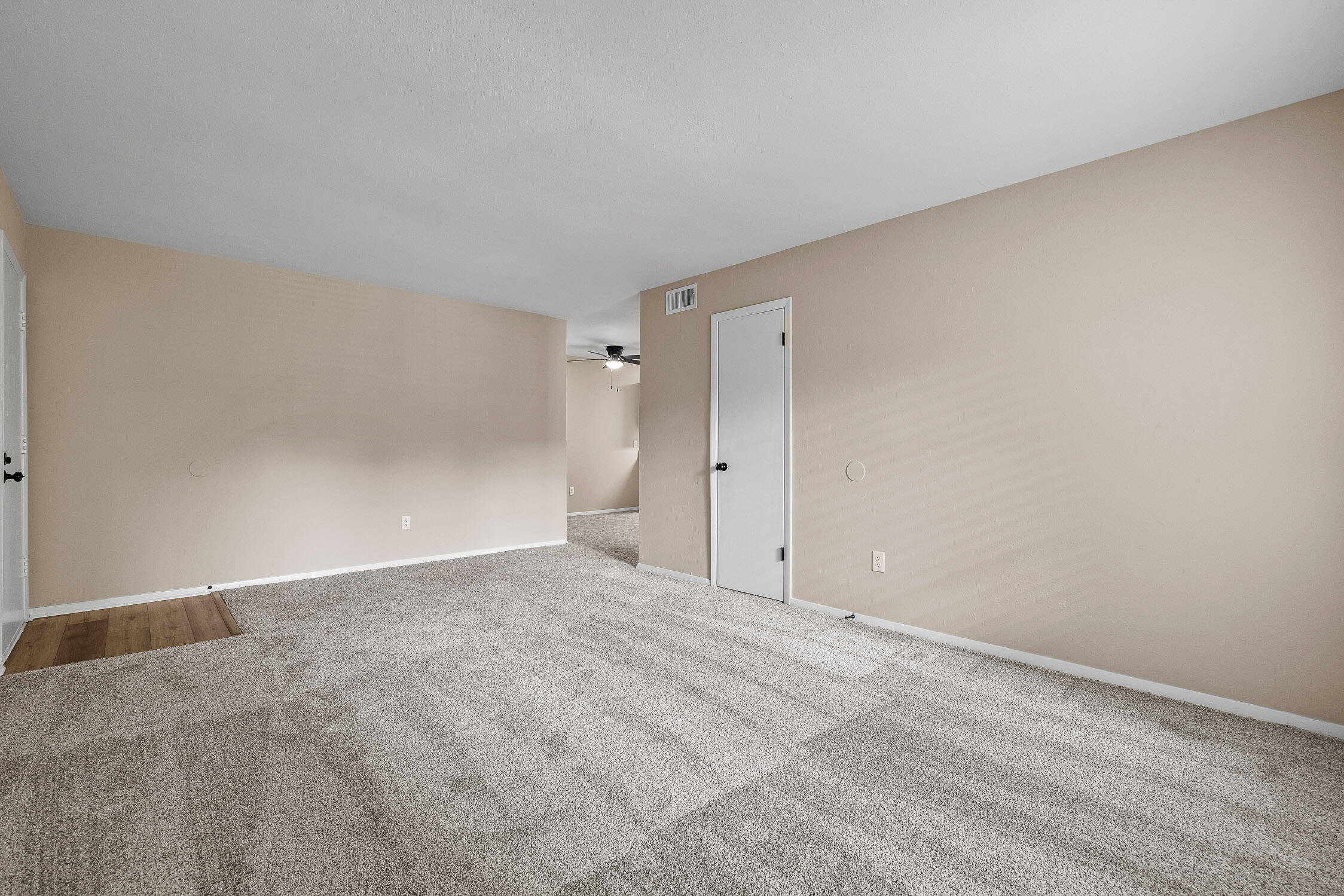 900 Mountain Creek Road, Q274