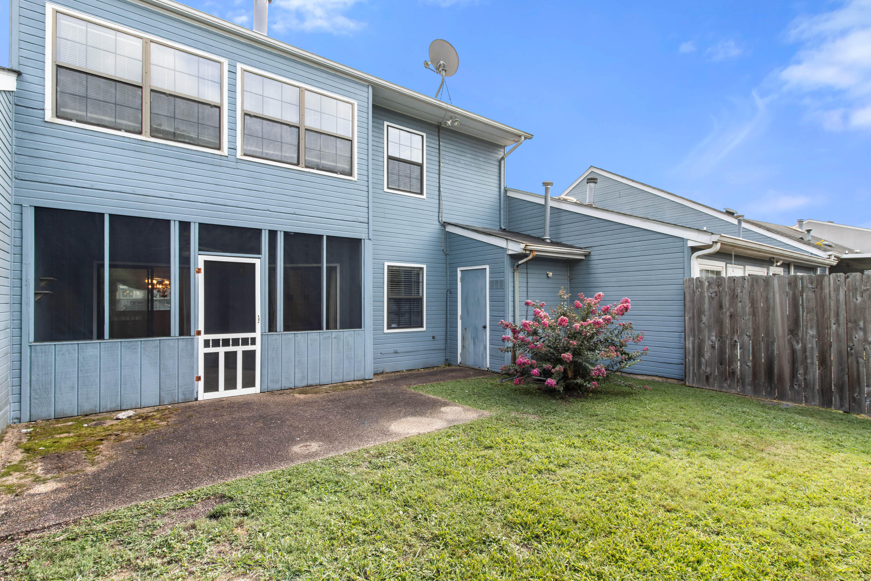 6757 Hickory Creek Road