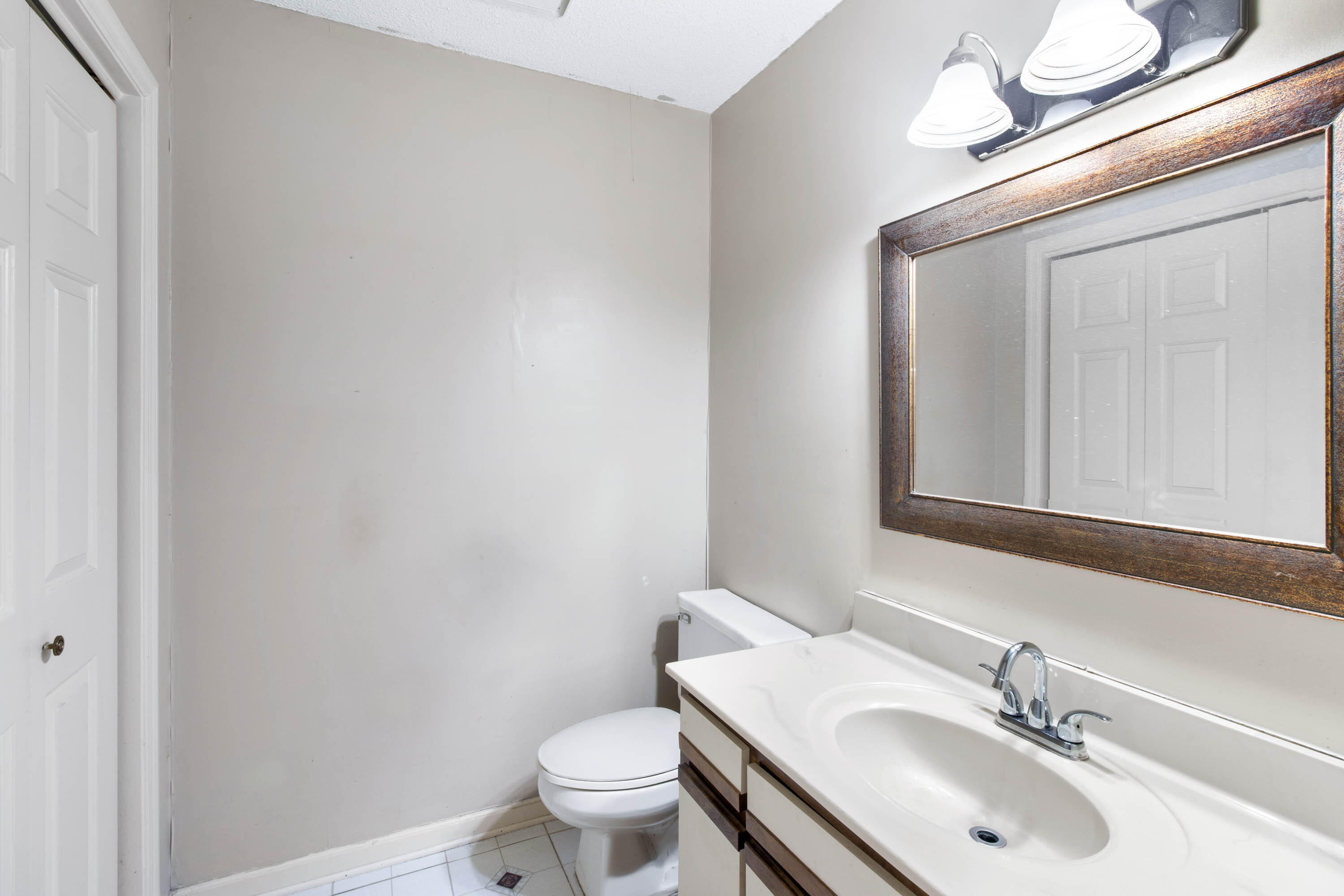 6757 Hickory Creek Road