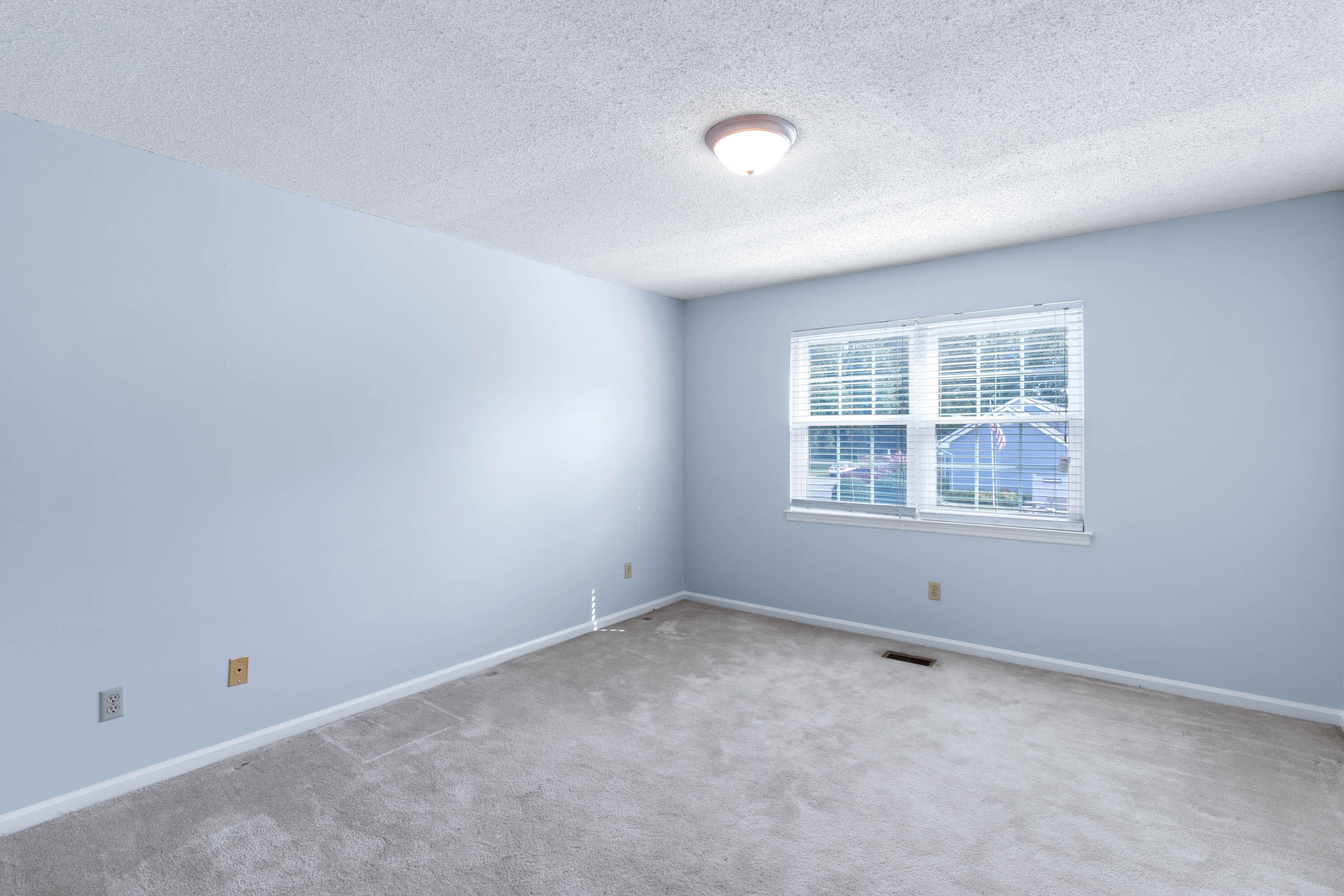 6757 Hickory Creek Road