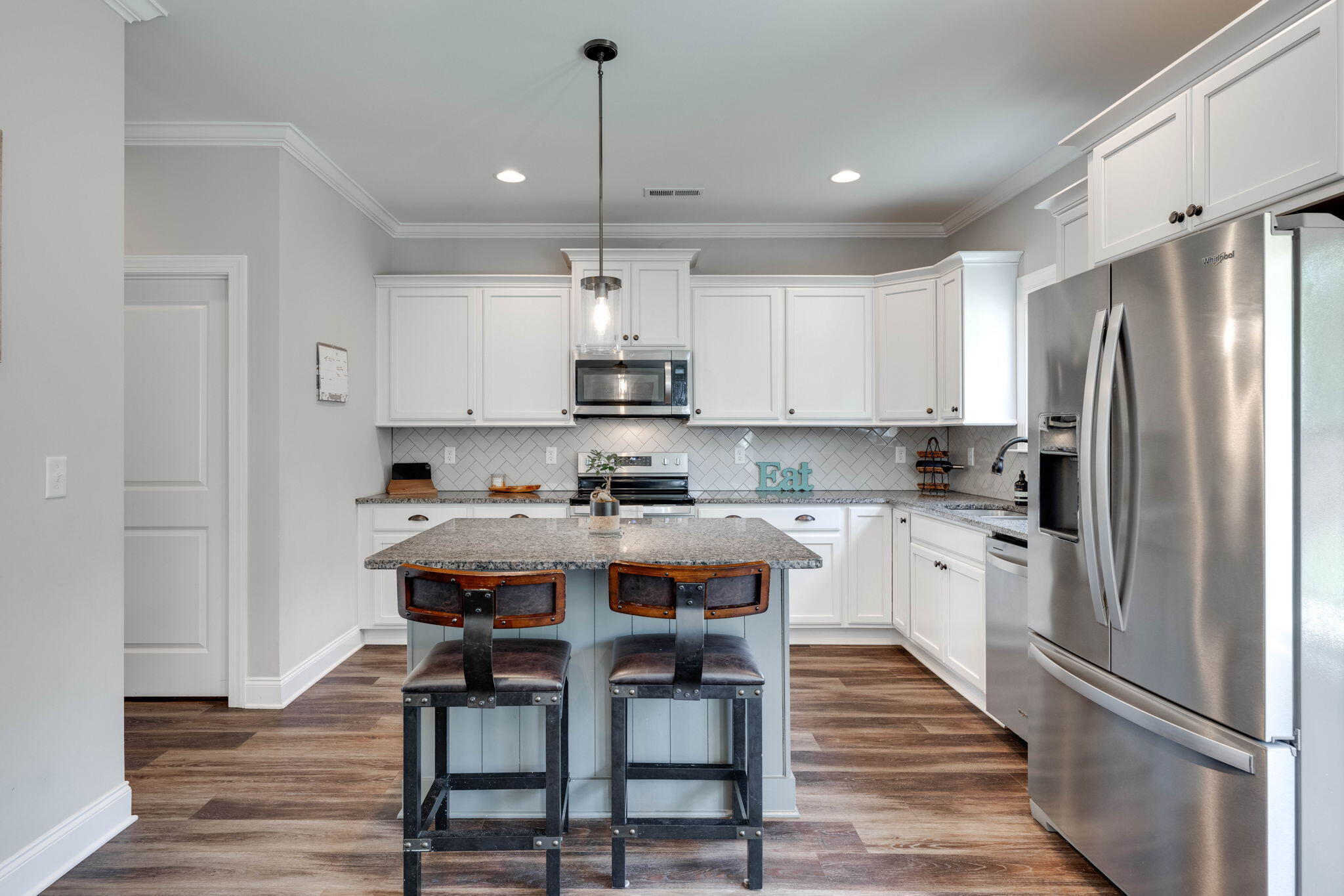 5886 Amber Valley Lane