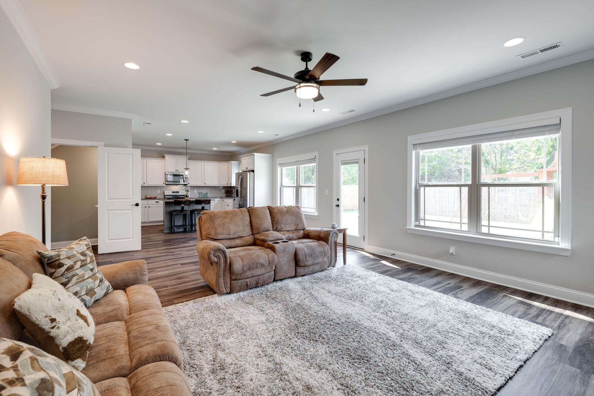 5886 Amber Valley Lane