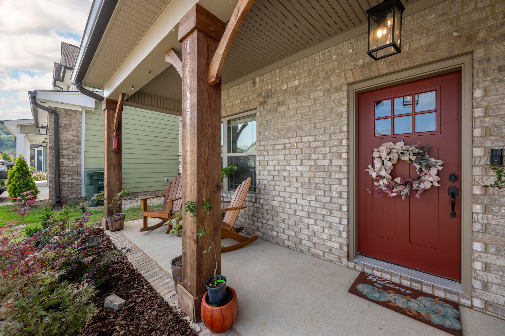 5886 Amber Valley Lane