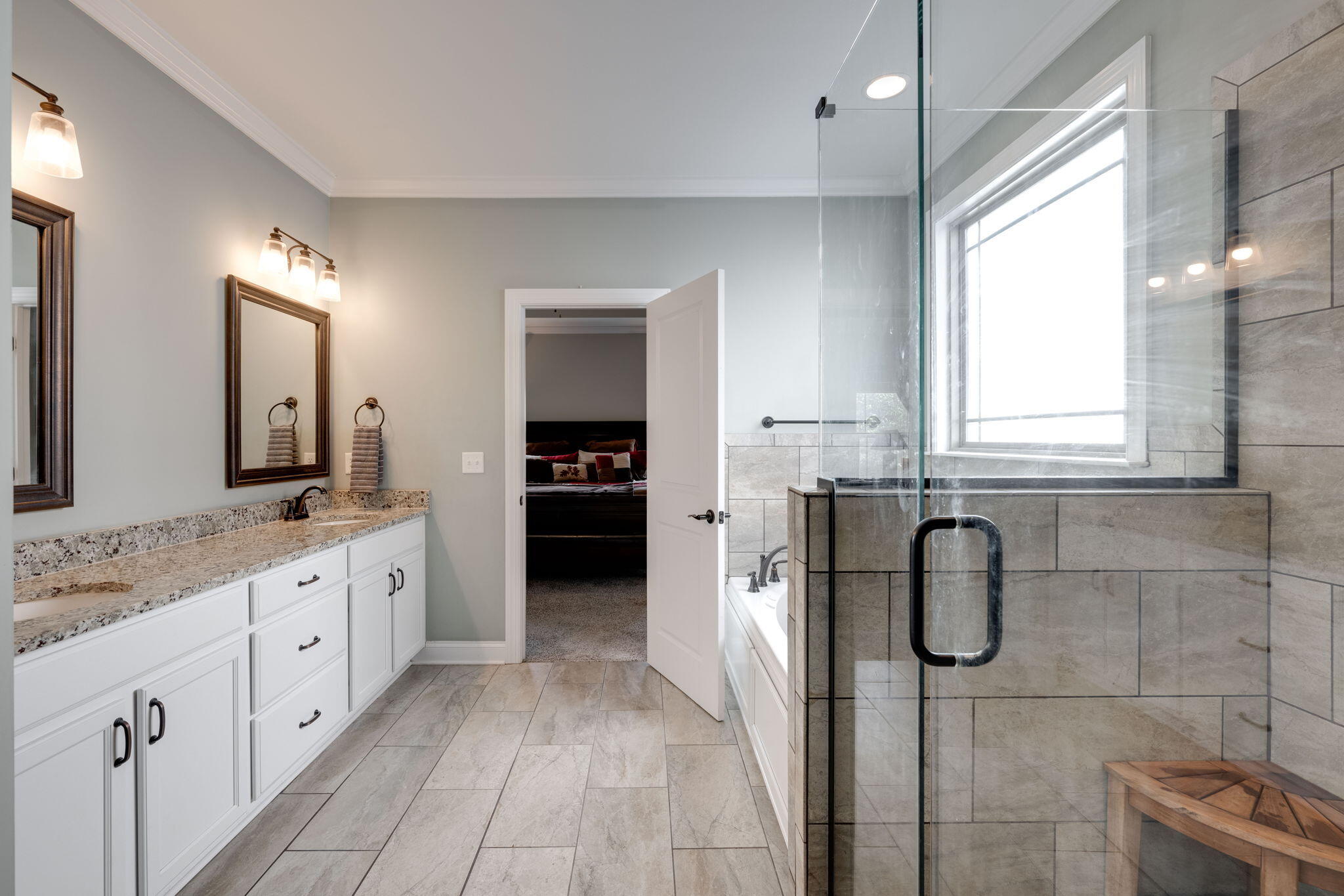 5886 Amber Valley Lane