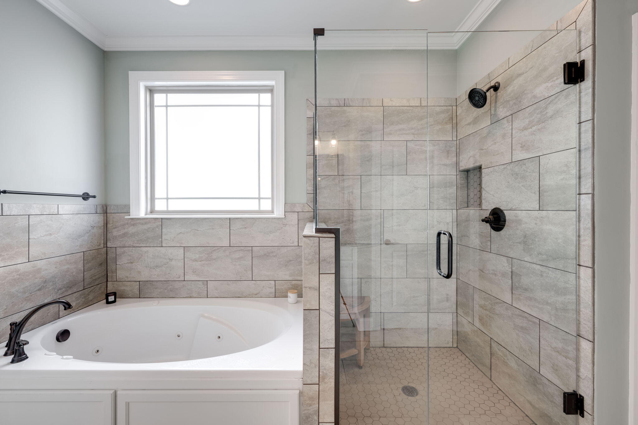 5886 Amber Valley Lane