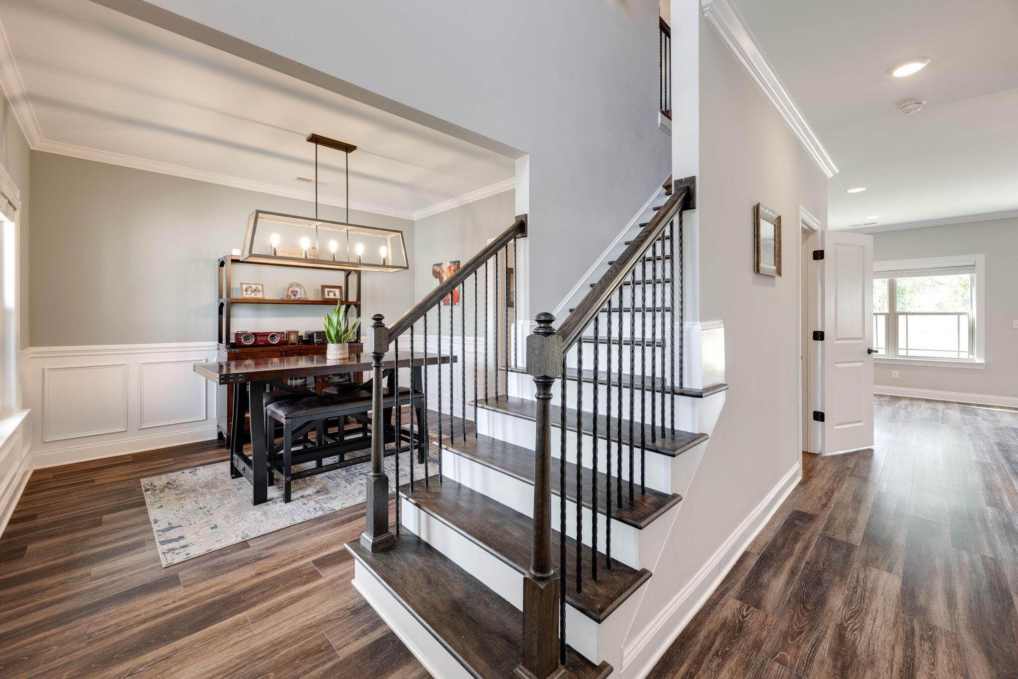 5886 Amber Valley Lane