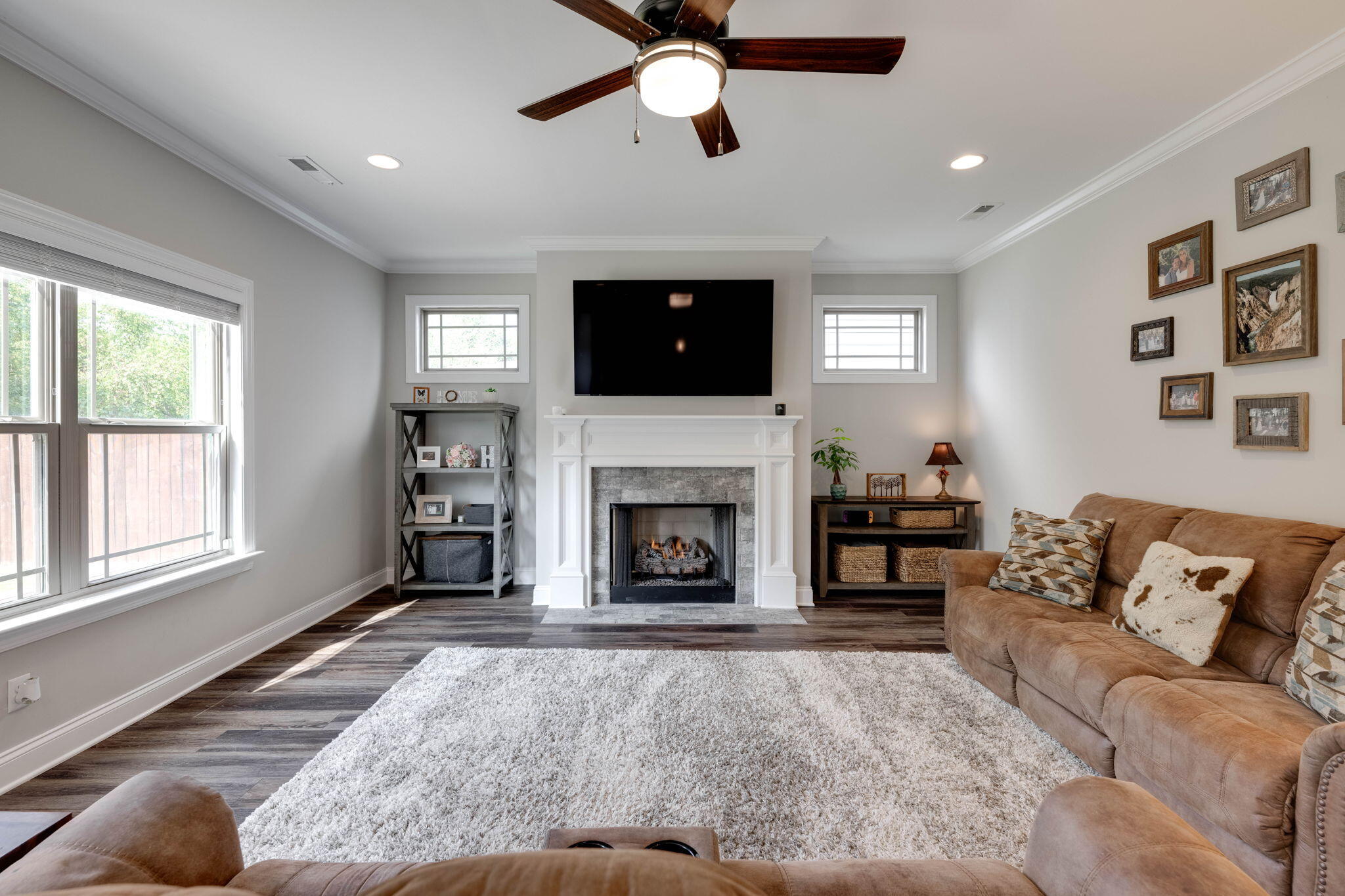5886 Amber Valley Lane