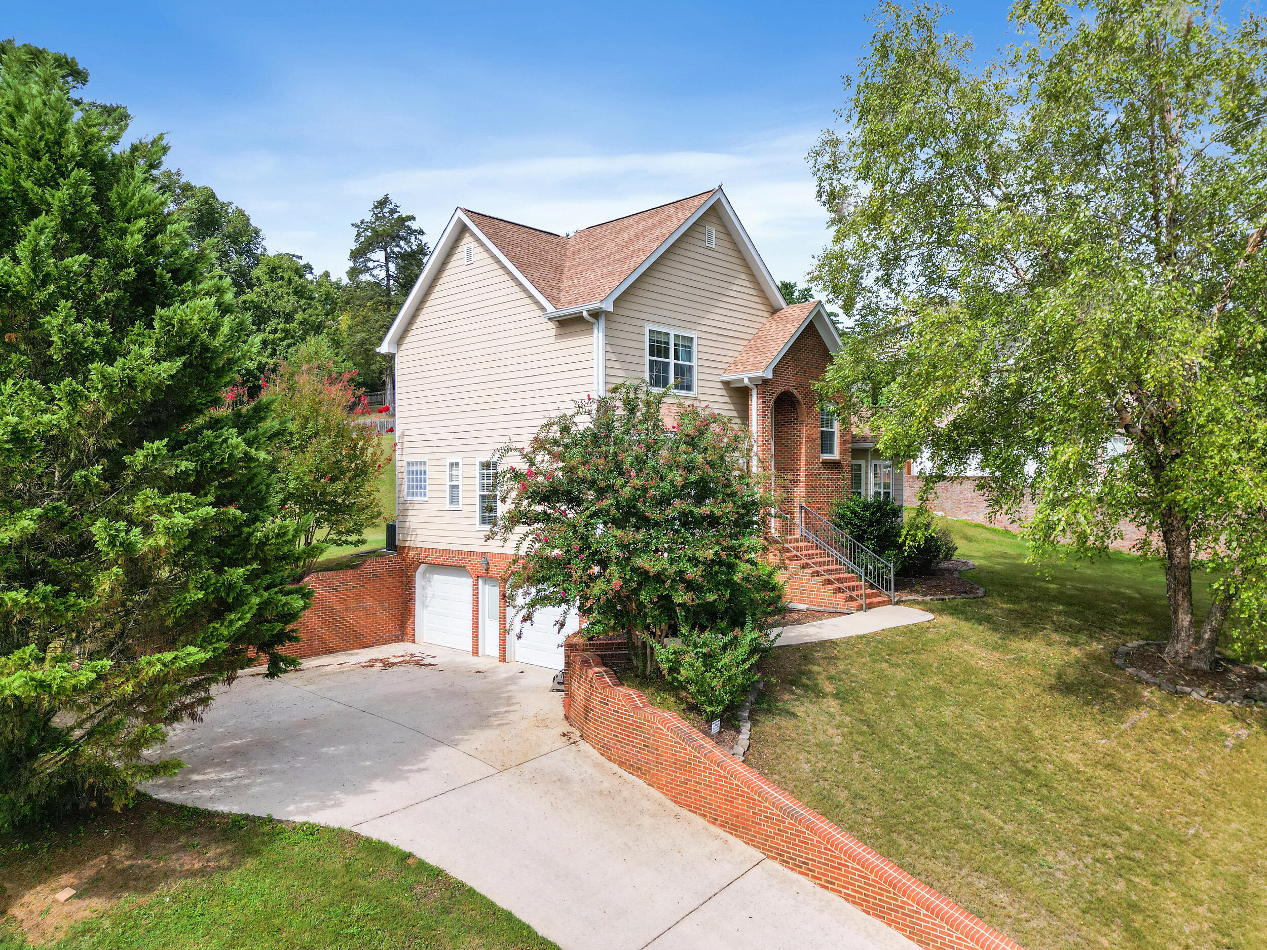 662 Wisley Way