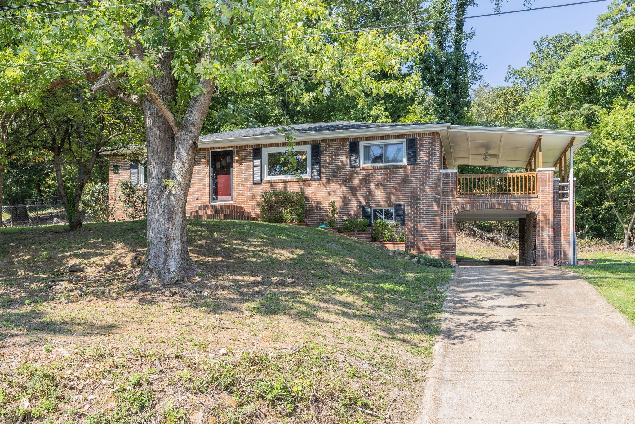 205 Woodlawn Drive