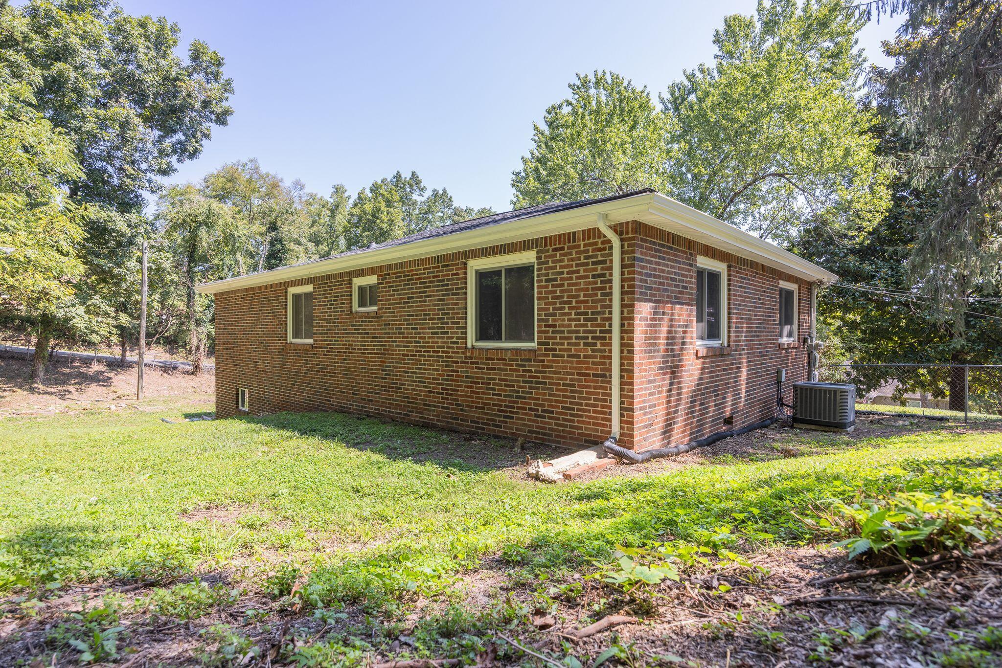 205 Woodlawn Drive