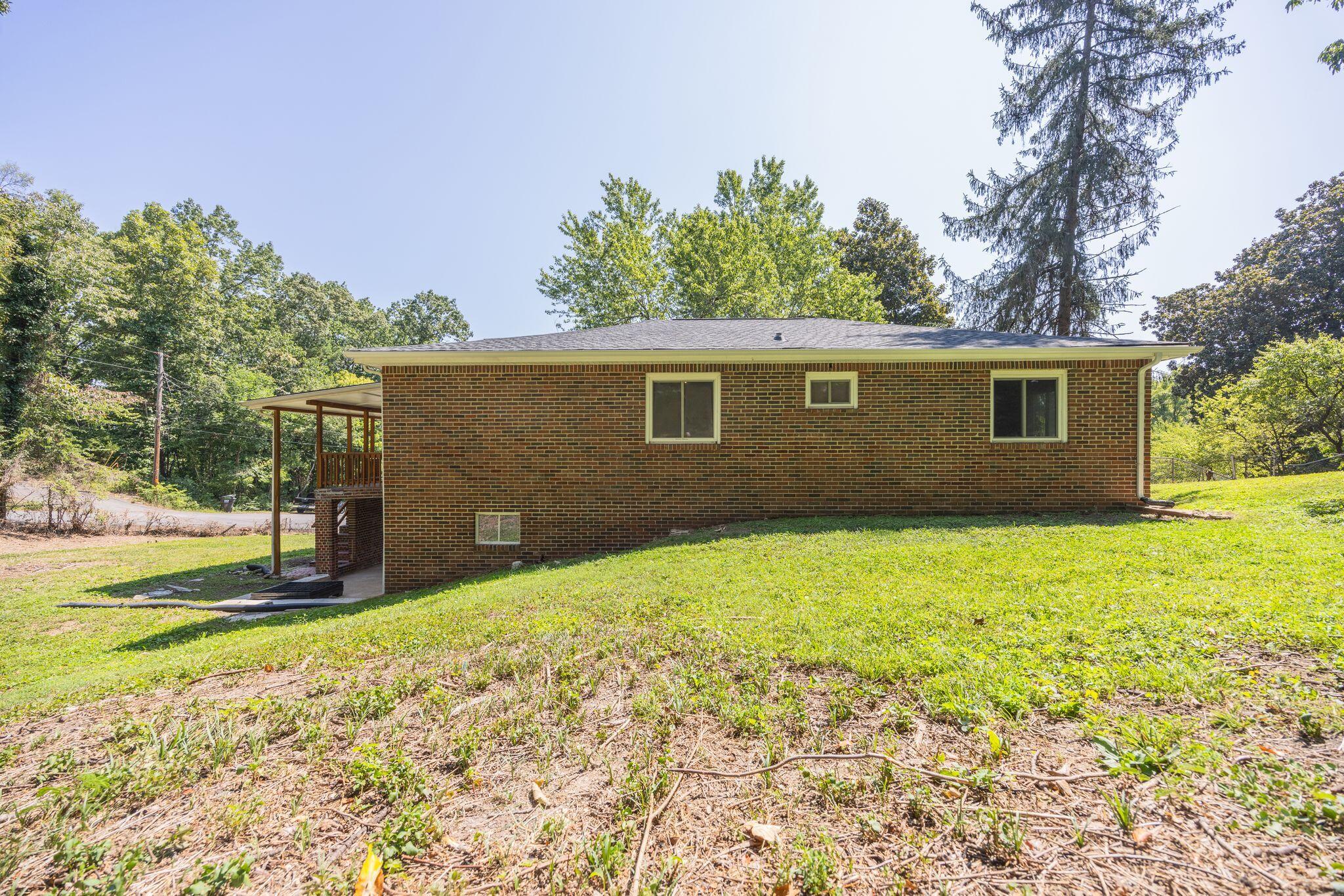 205 Woodlawn Drive