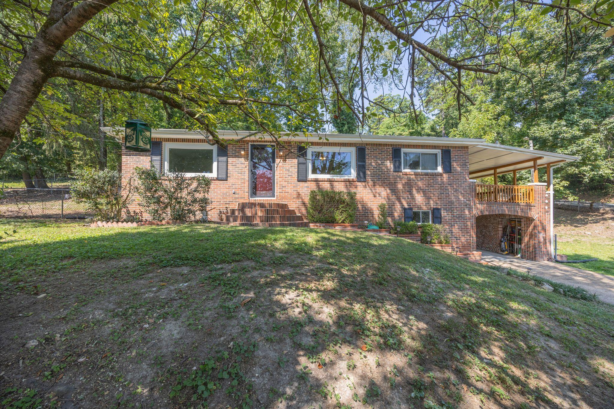 205 Woodlawn Drive
