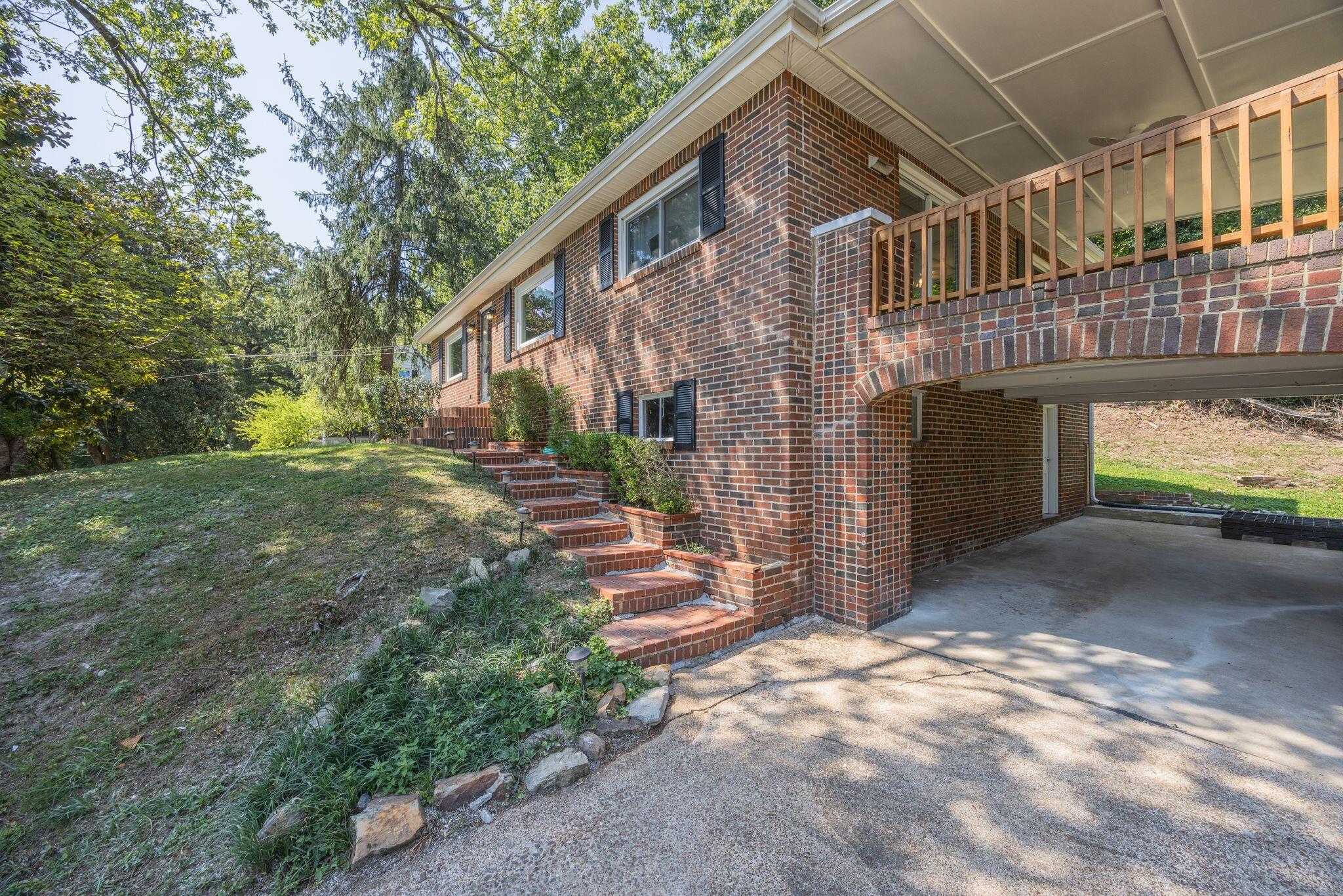 205 Woodlawn Drive