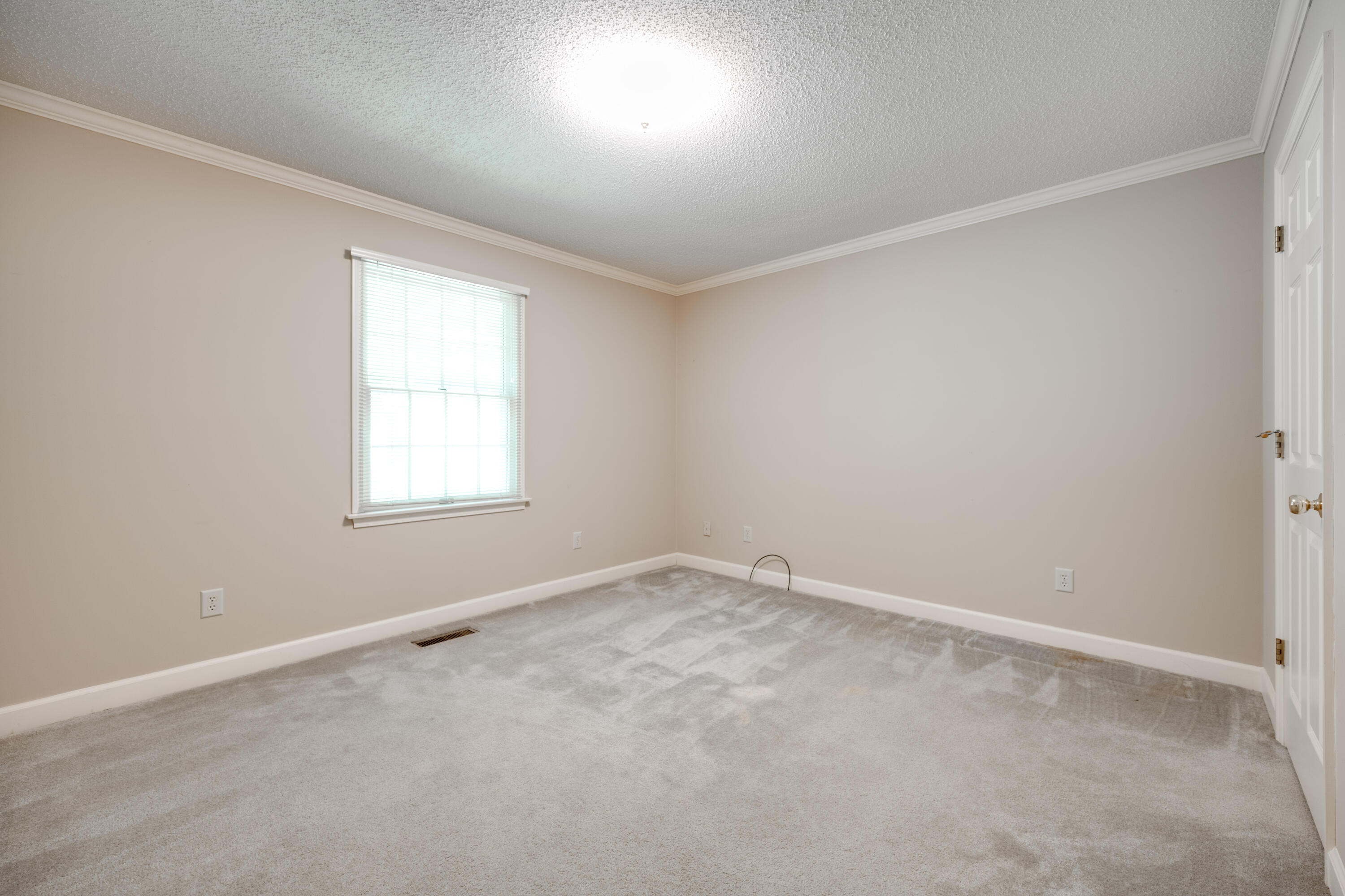 338 SE Charles Circle