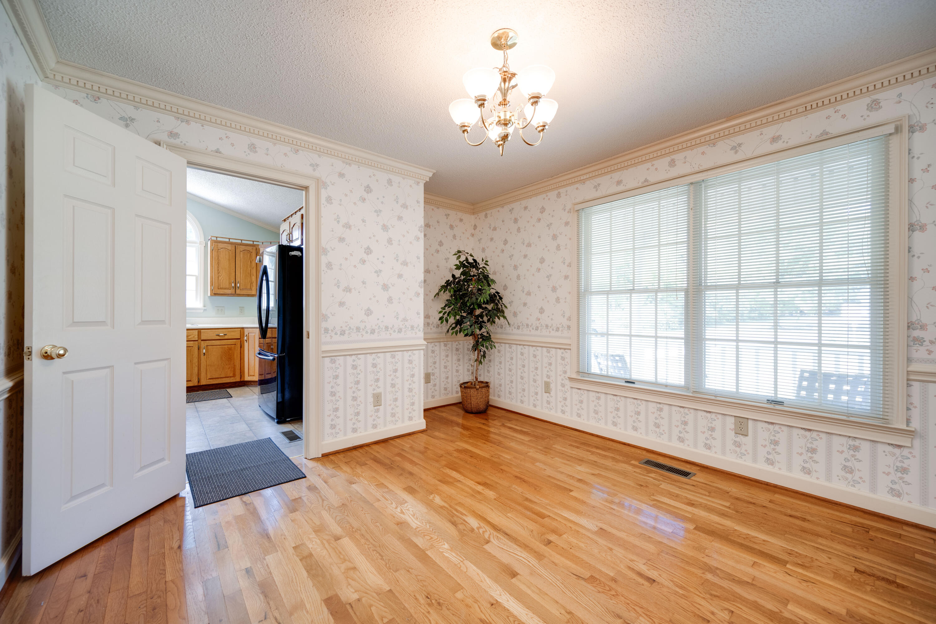 338 SE Charles Circle