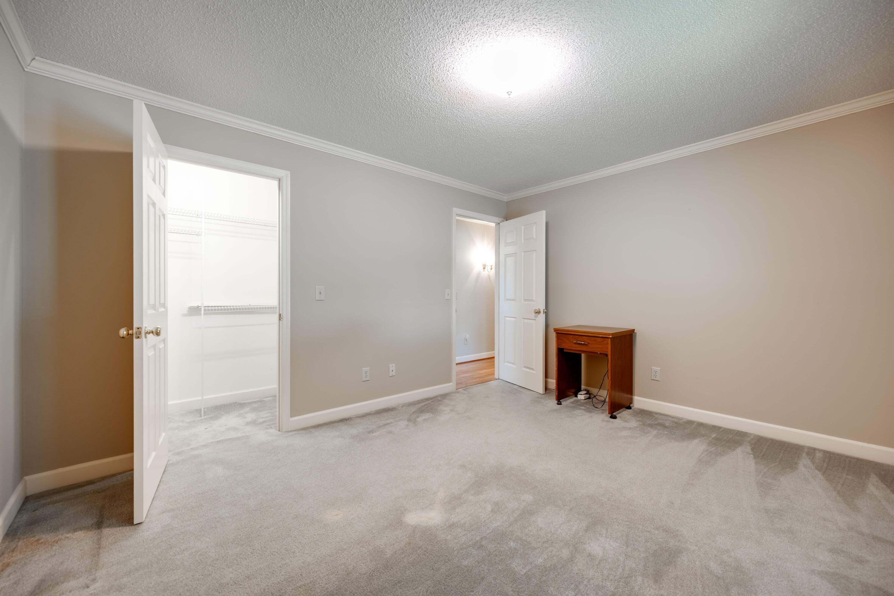 338 SE Charles Circle