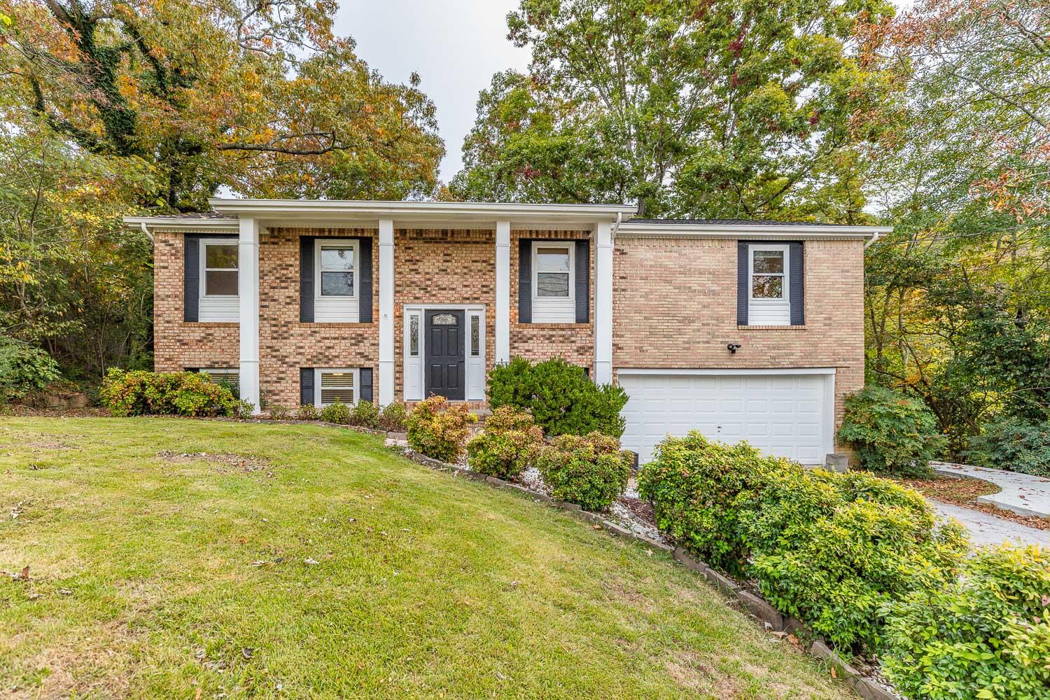 4514 Sherry Lane
