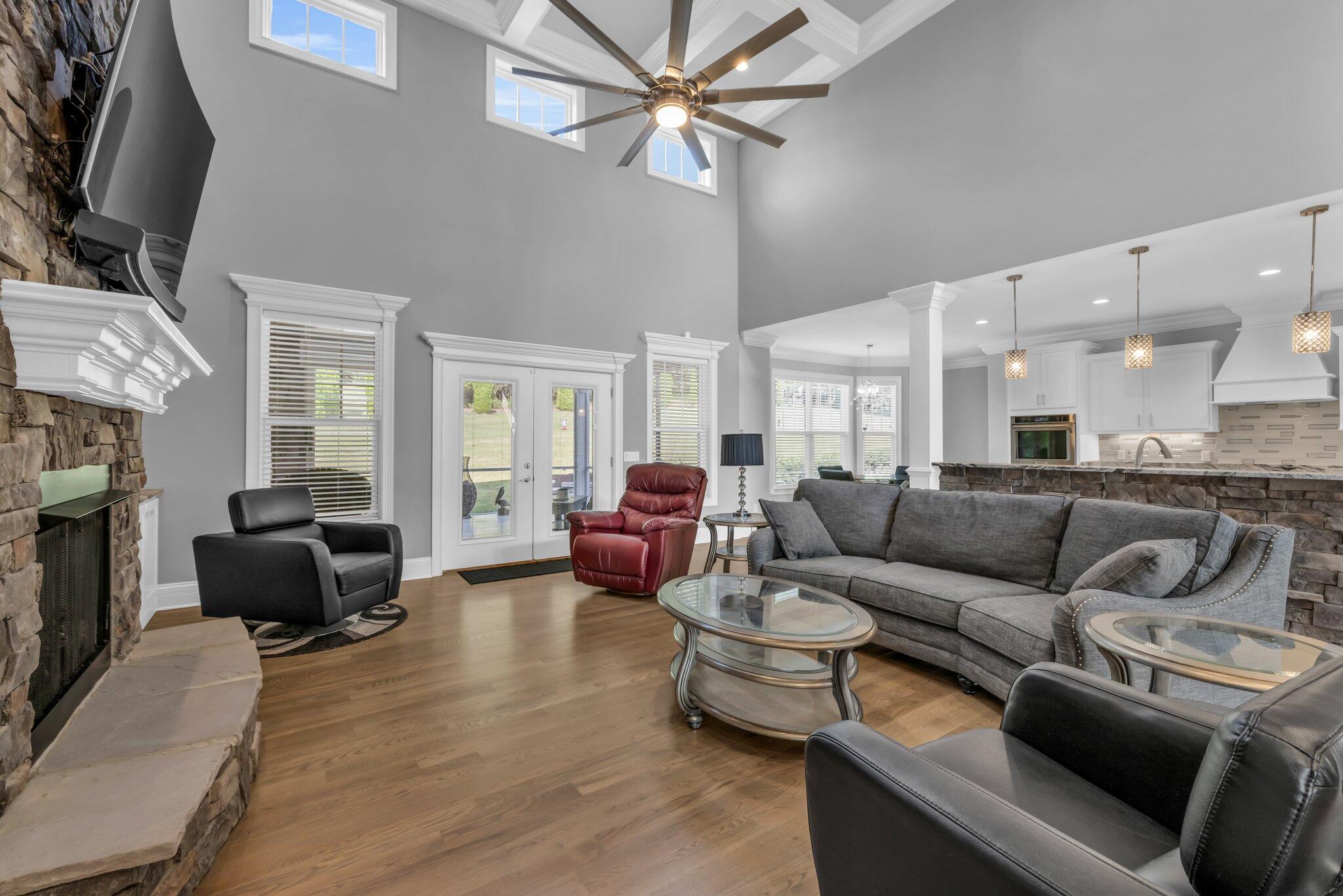 8213 Pierpoint Drive
