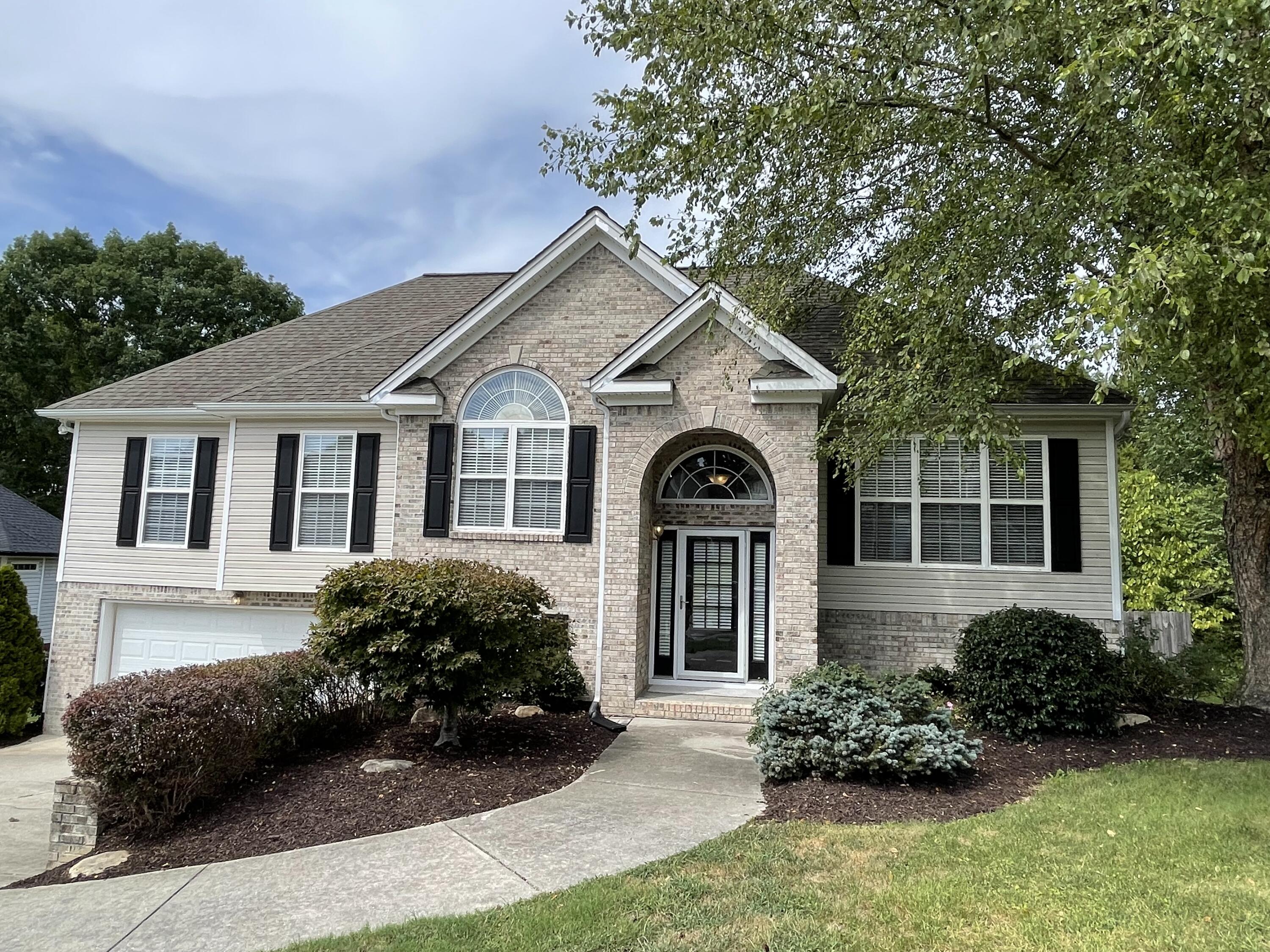 8011 Squirrel Wood Court
