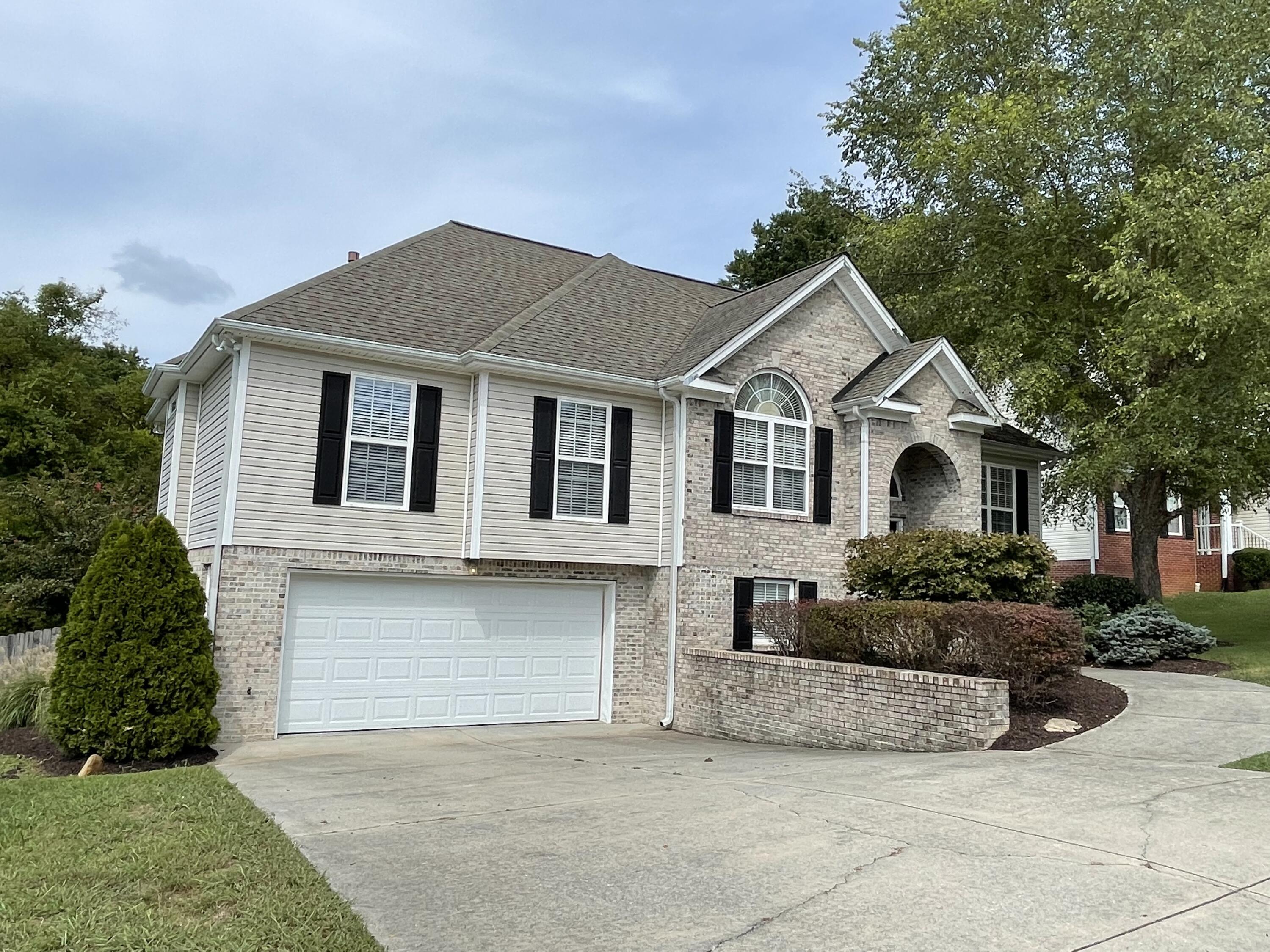 8011 Squirrel Wood Court