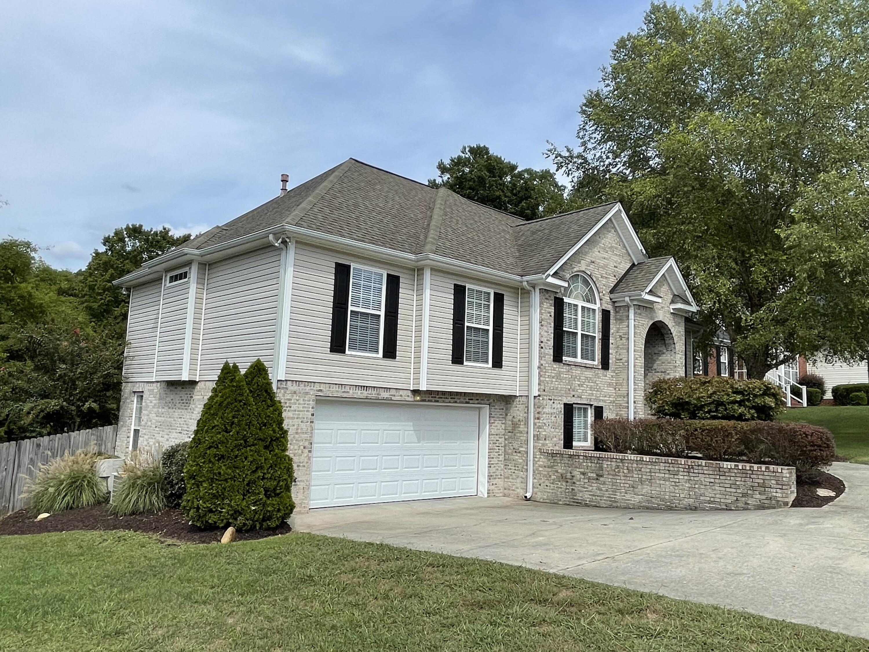 8011 Squirrel Wood Court