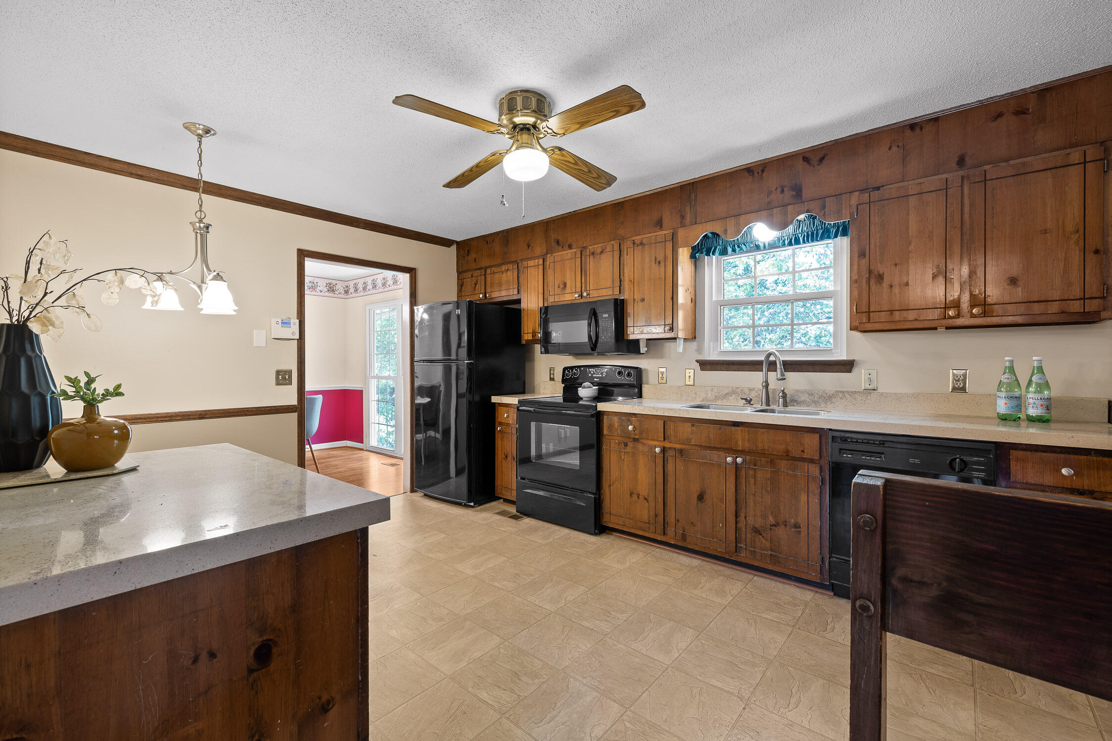 5615 River Glade Drive