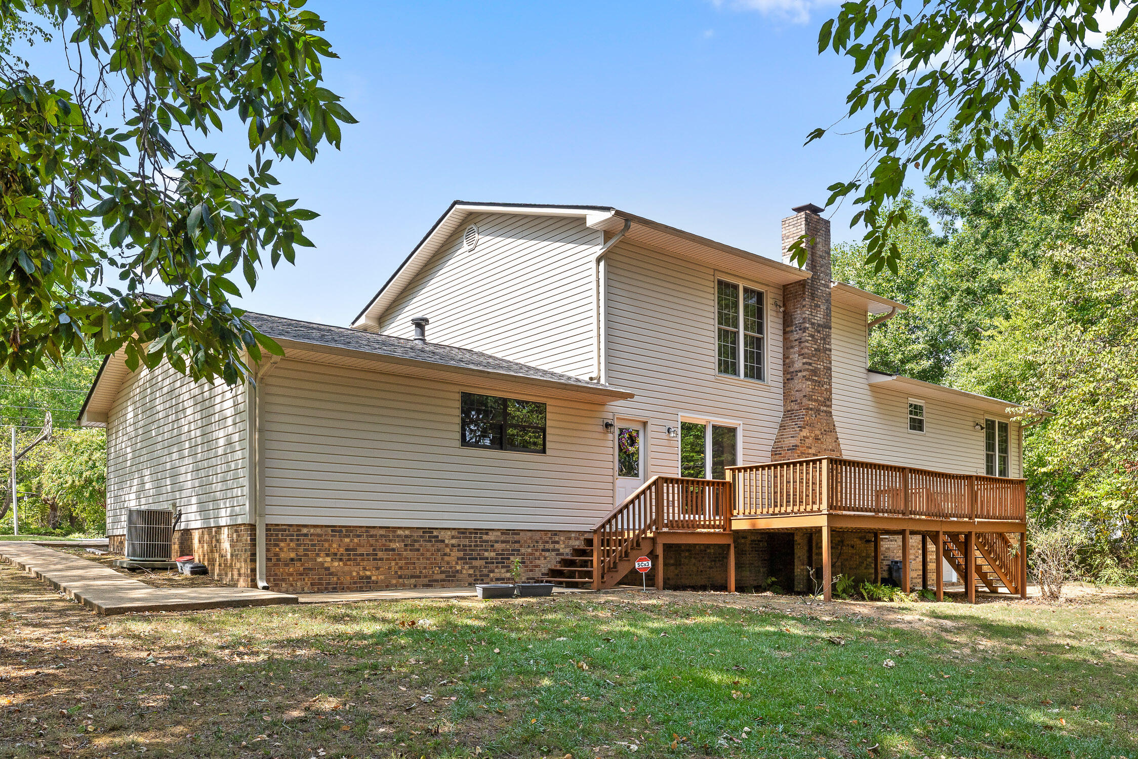 5615 River Glade Drive
