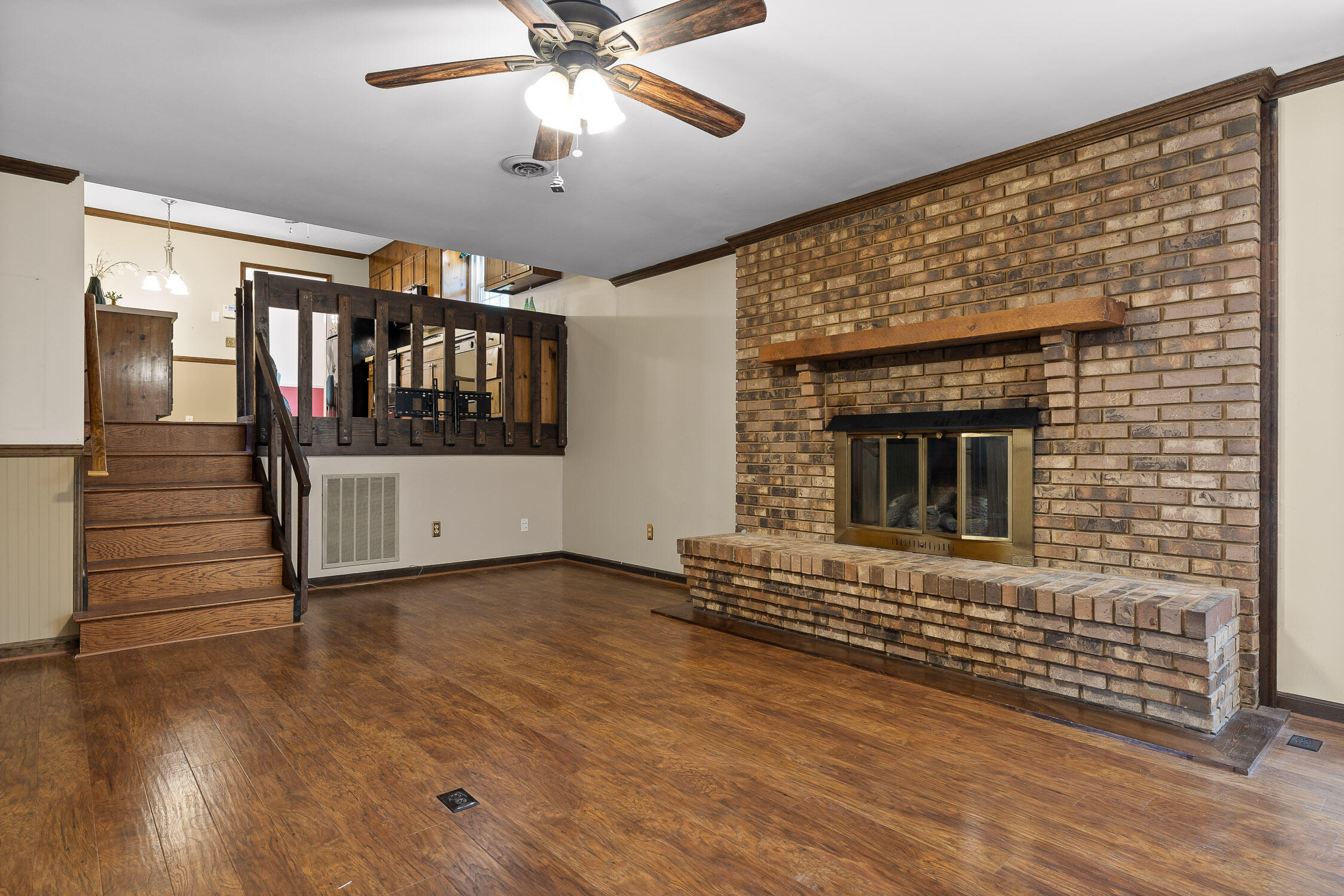 5615 River Glade Drive