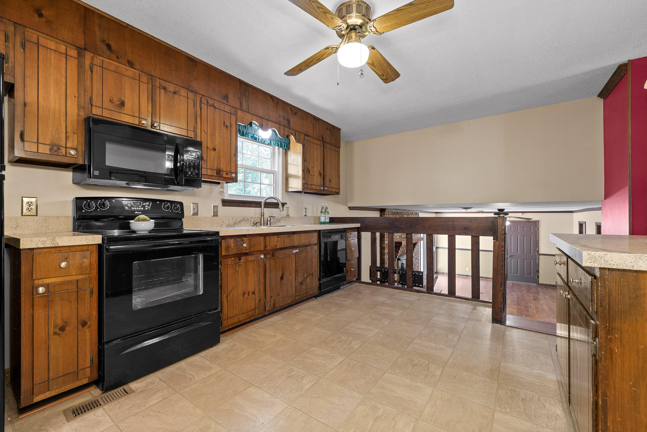 5615 River Glade Drive